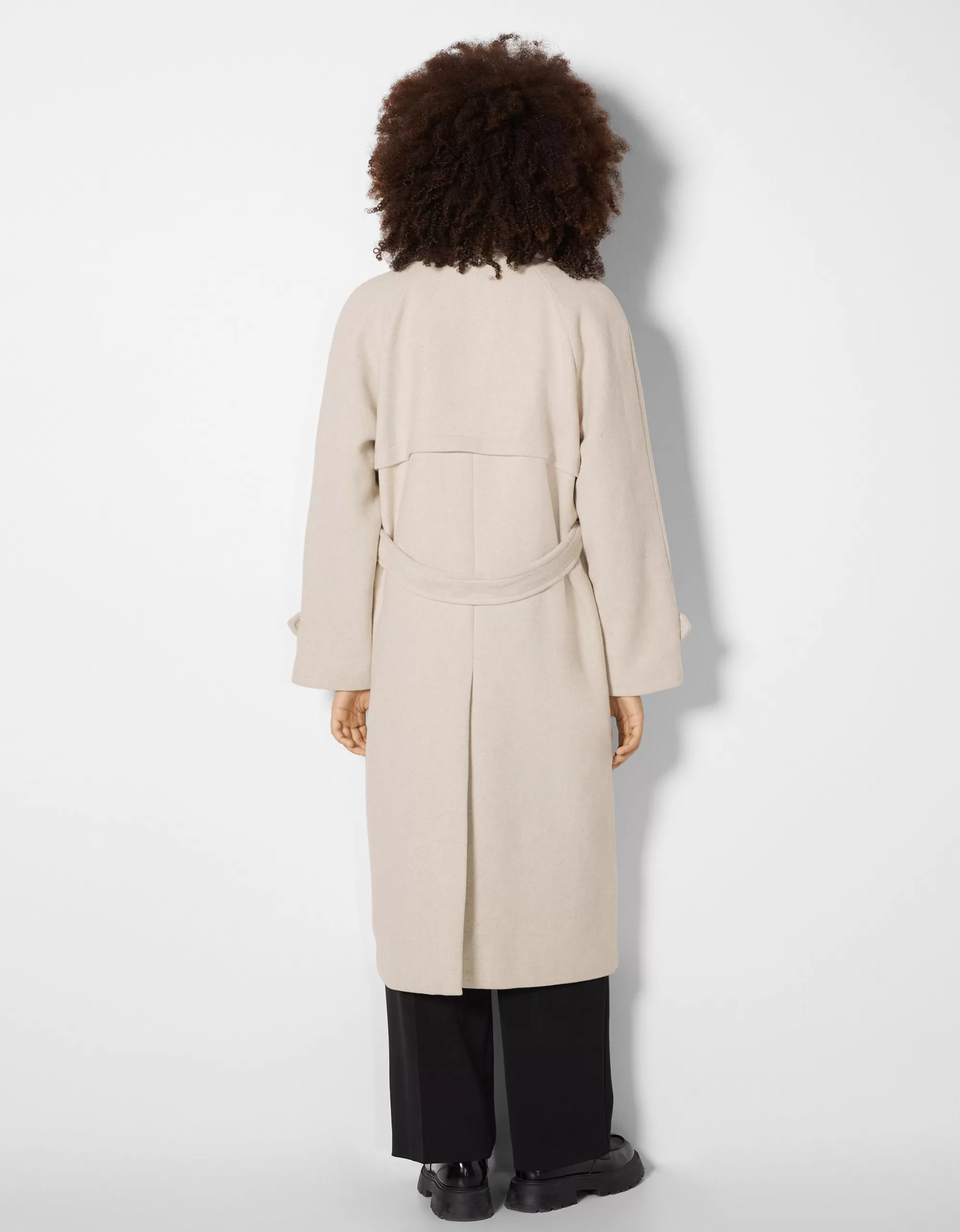 MUJER BERSHKA Abrigo trench lana