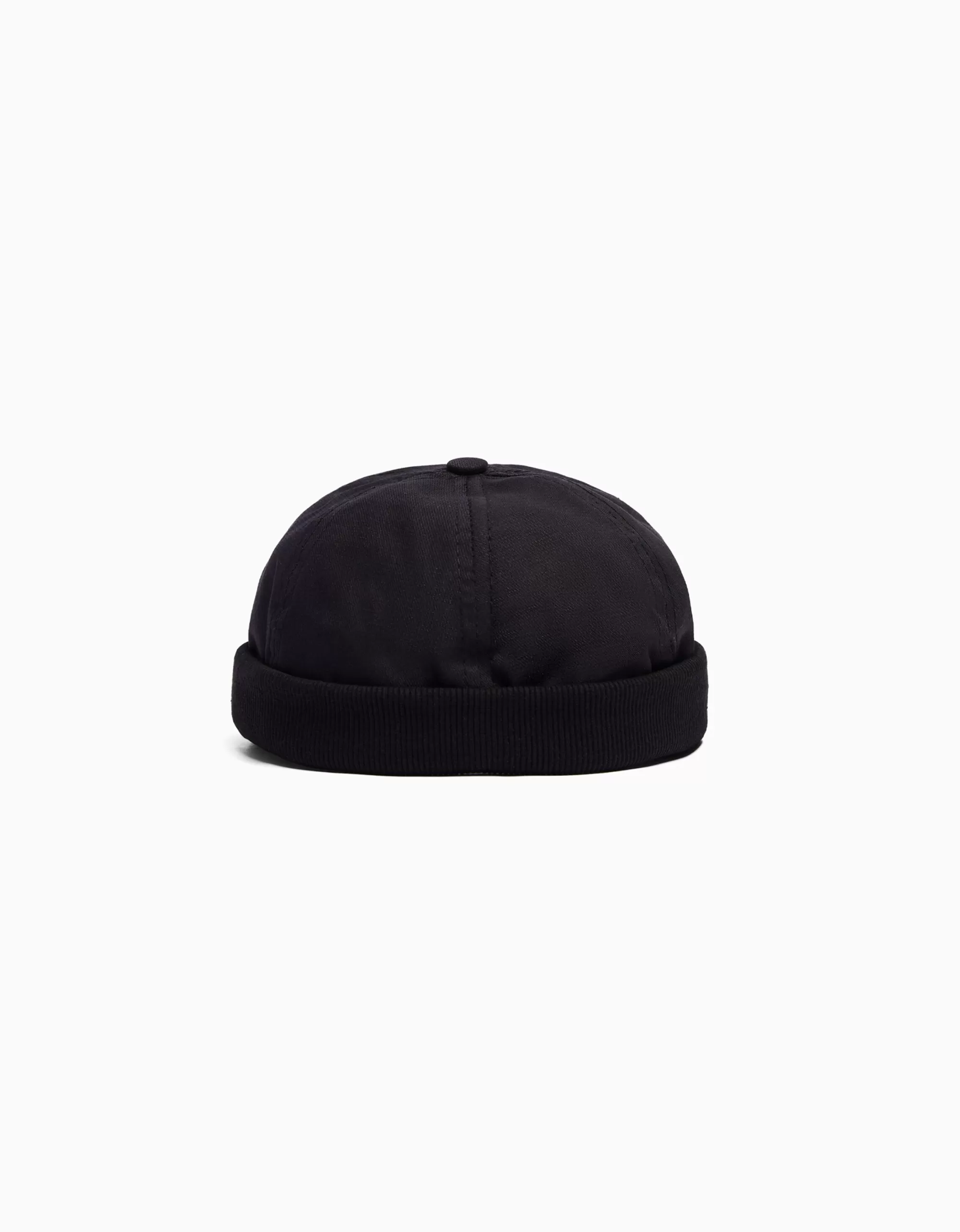 MUJER BERSHKA Beanie corto rib