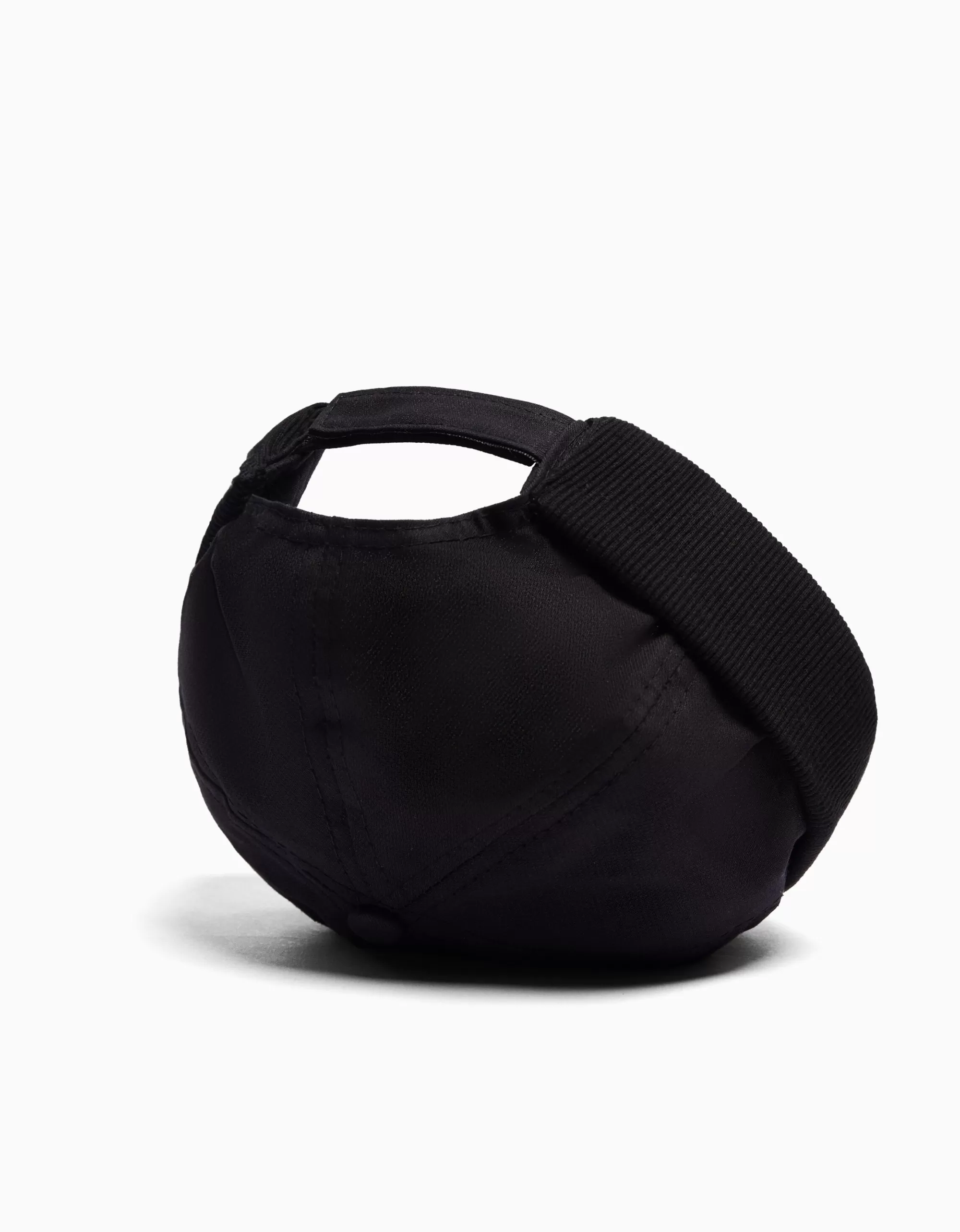 MUJER BERSHKA Beanie corto rib