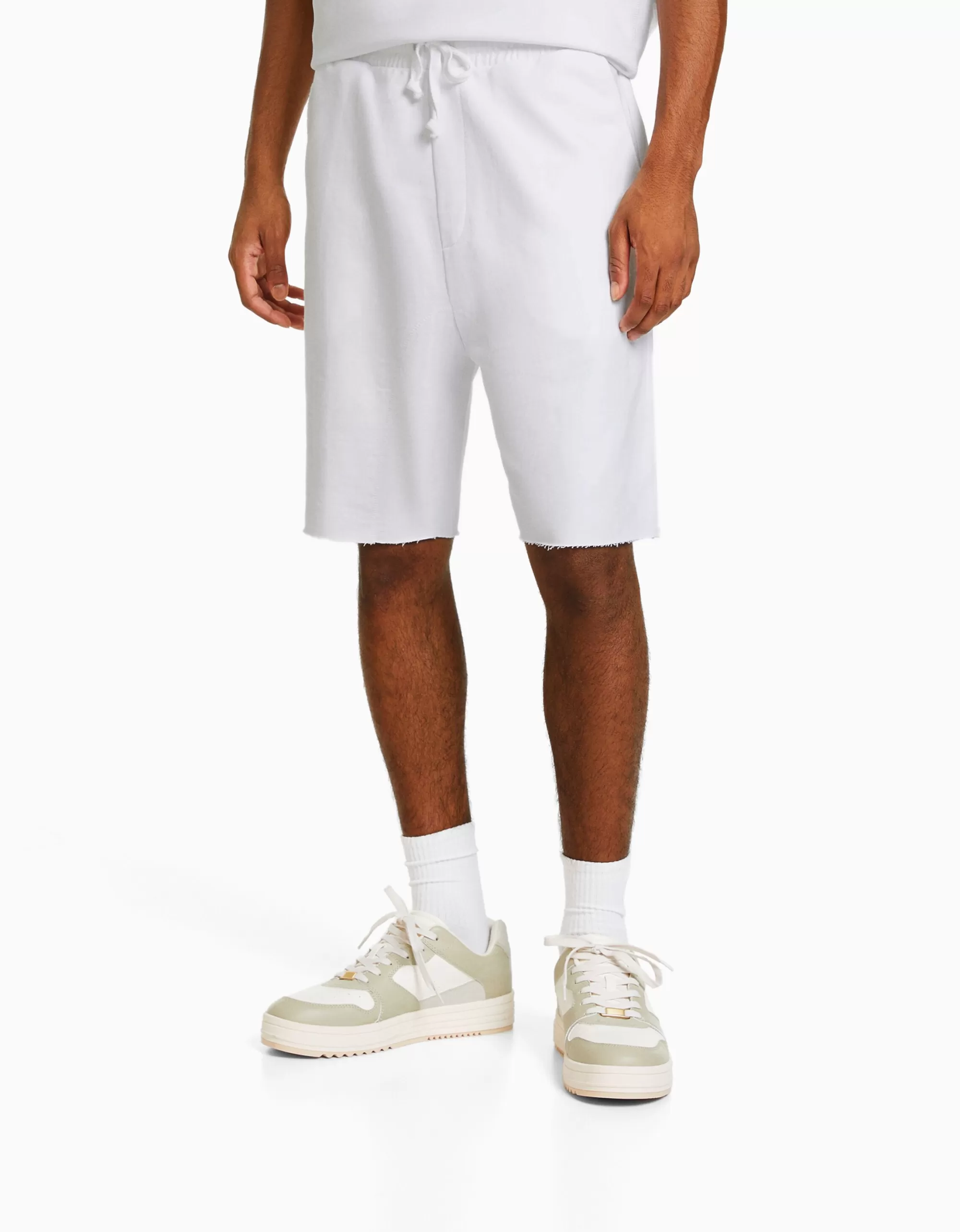 HOMBRE BERSHKA Bermuda felpa efecto lavado