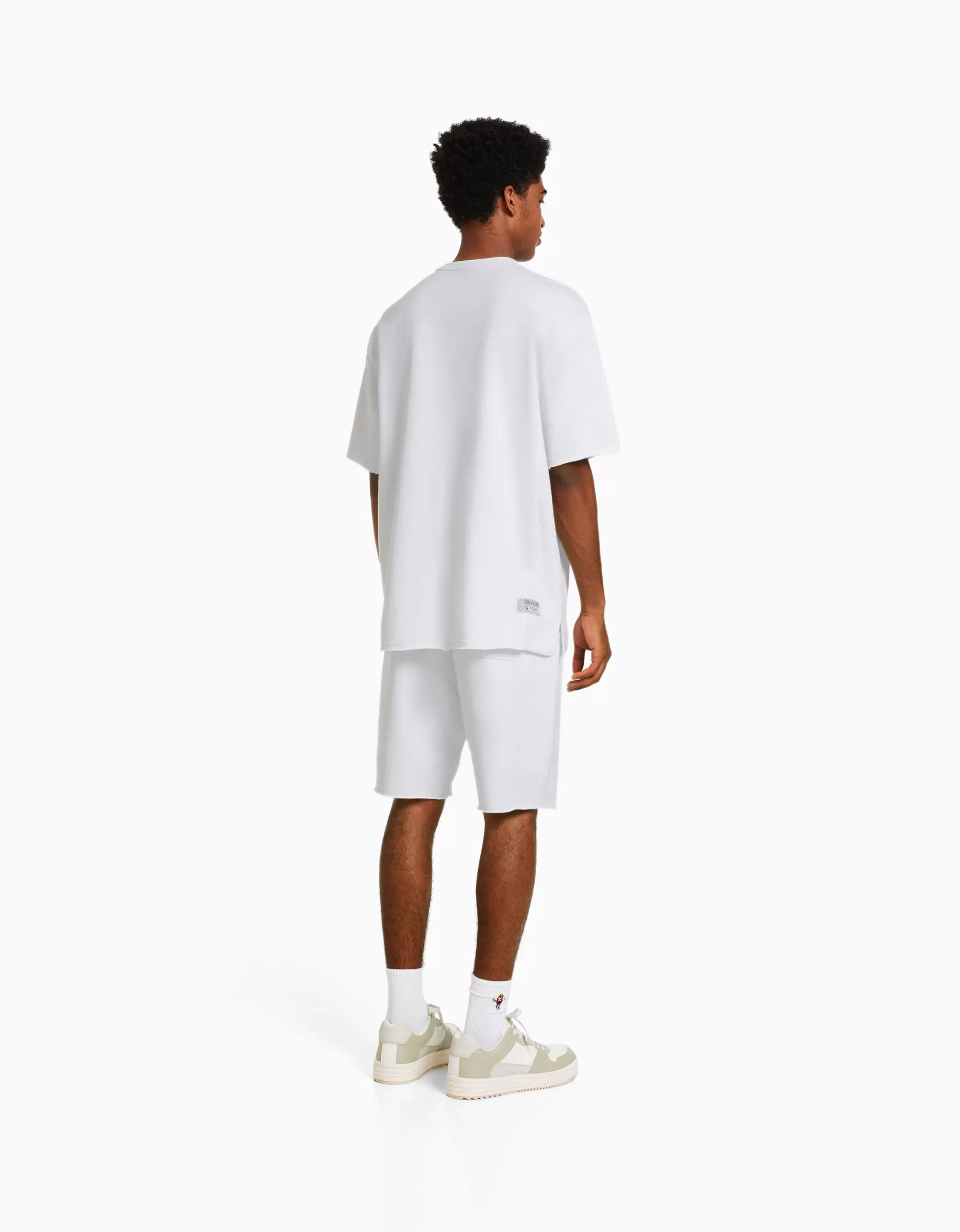 HOMBRE BERSHKA Bermuda felpa efecto lavado