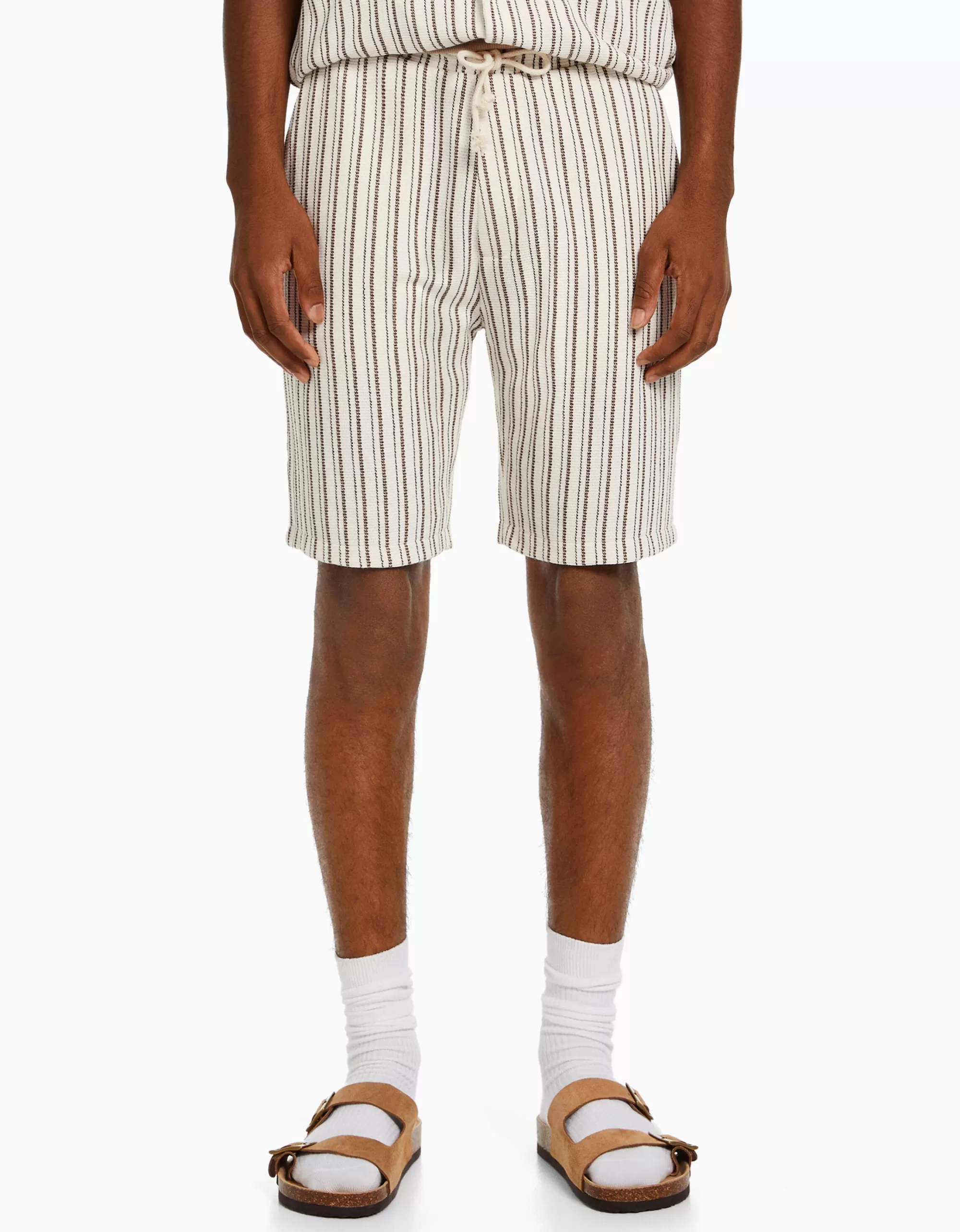 HOMBRE BERSHKA Bermuda jogger rústica rayas