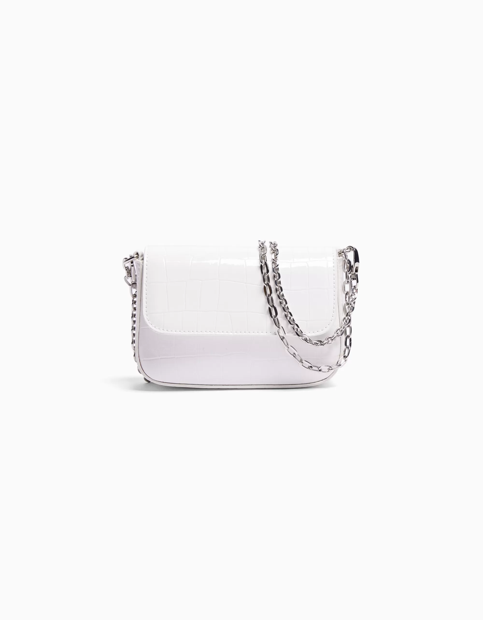 MUJER BERSHKA Bolso asas cadenas efecto charol