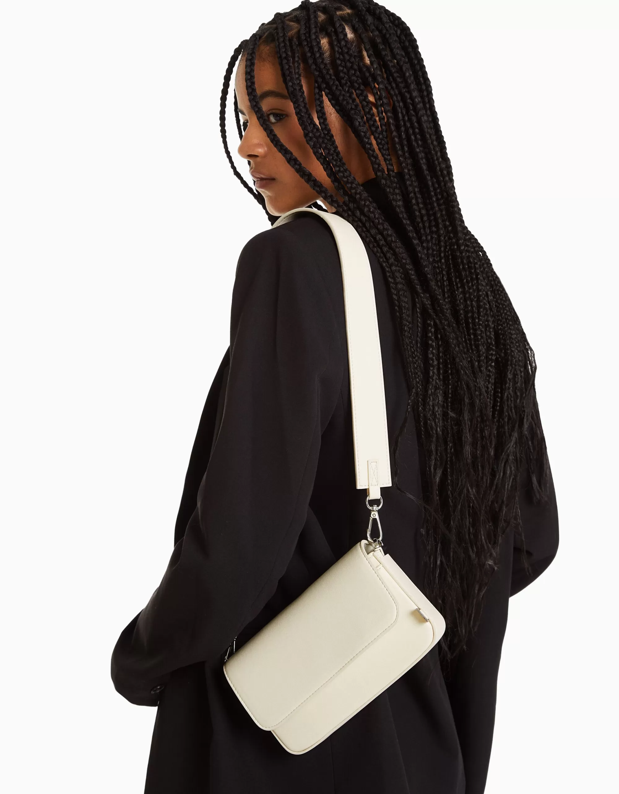 MUJER BERSHKA Bolso bandolera rígida