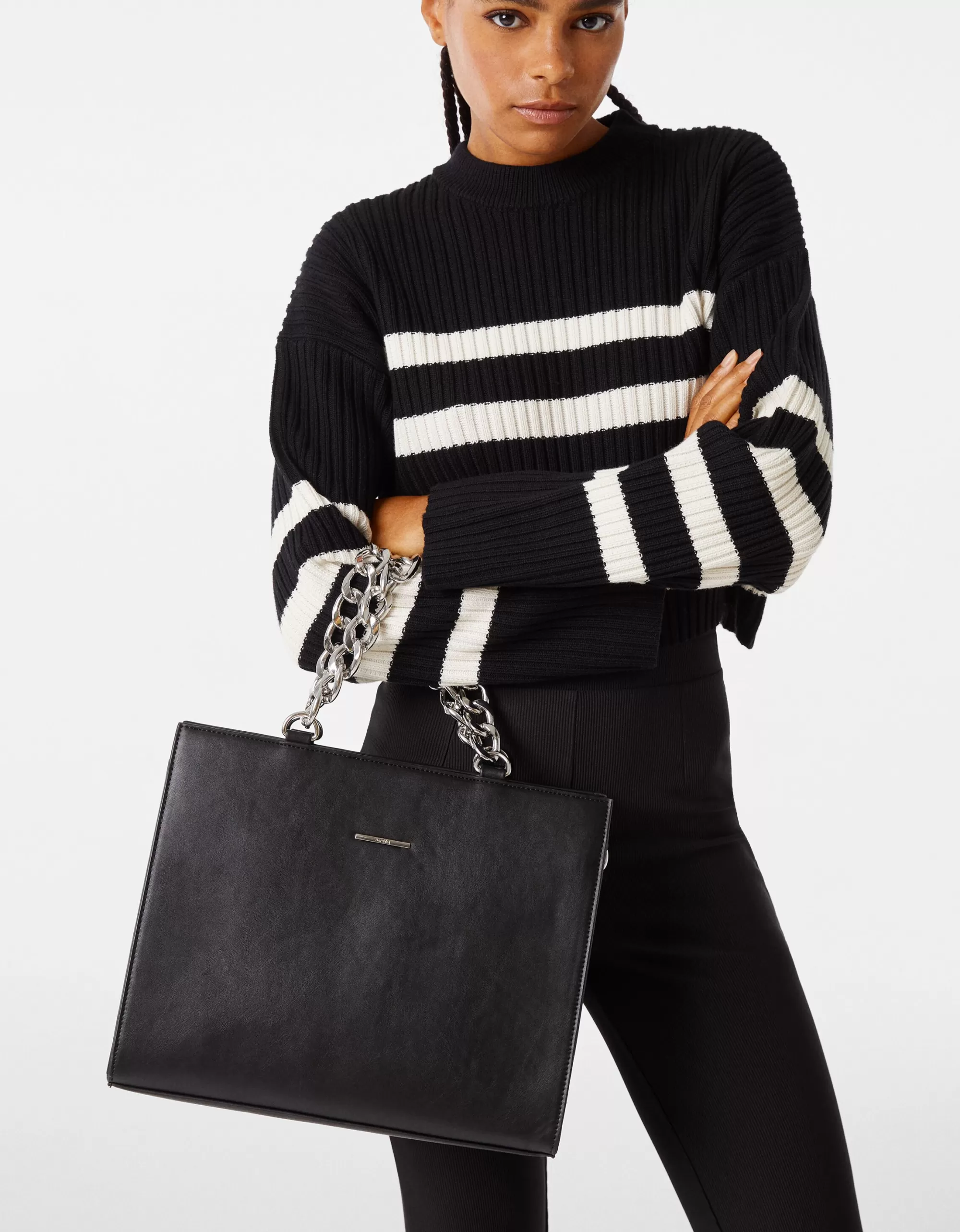 MUJER BERSHKA Bolso cadena chunky
