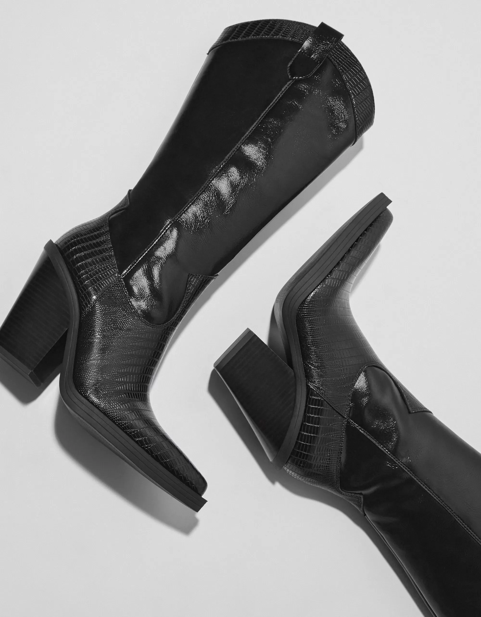 MUJER BERSHKA Botas tacón cowboy