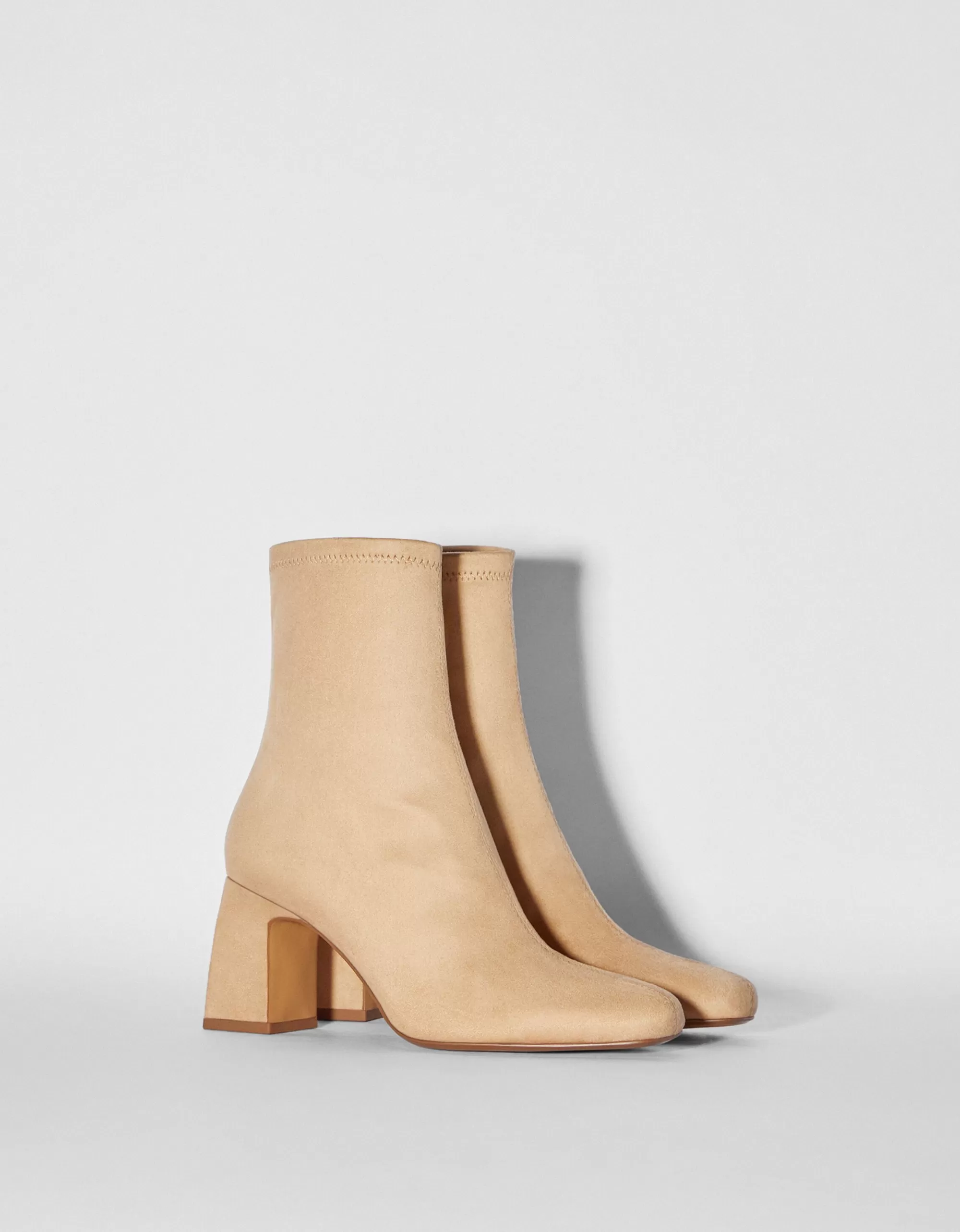 MUJER BERSHKA Botines de tacón ajustados