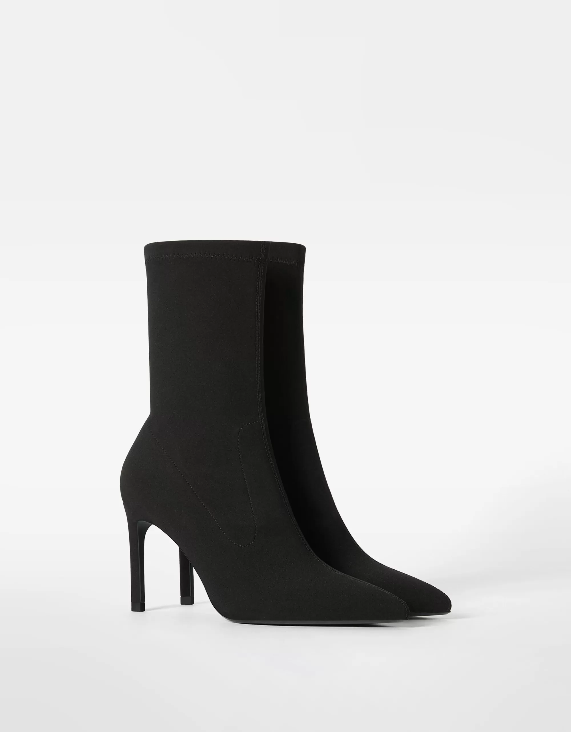 MUJER BERSHKA Botines tacón ajustados