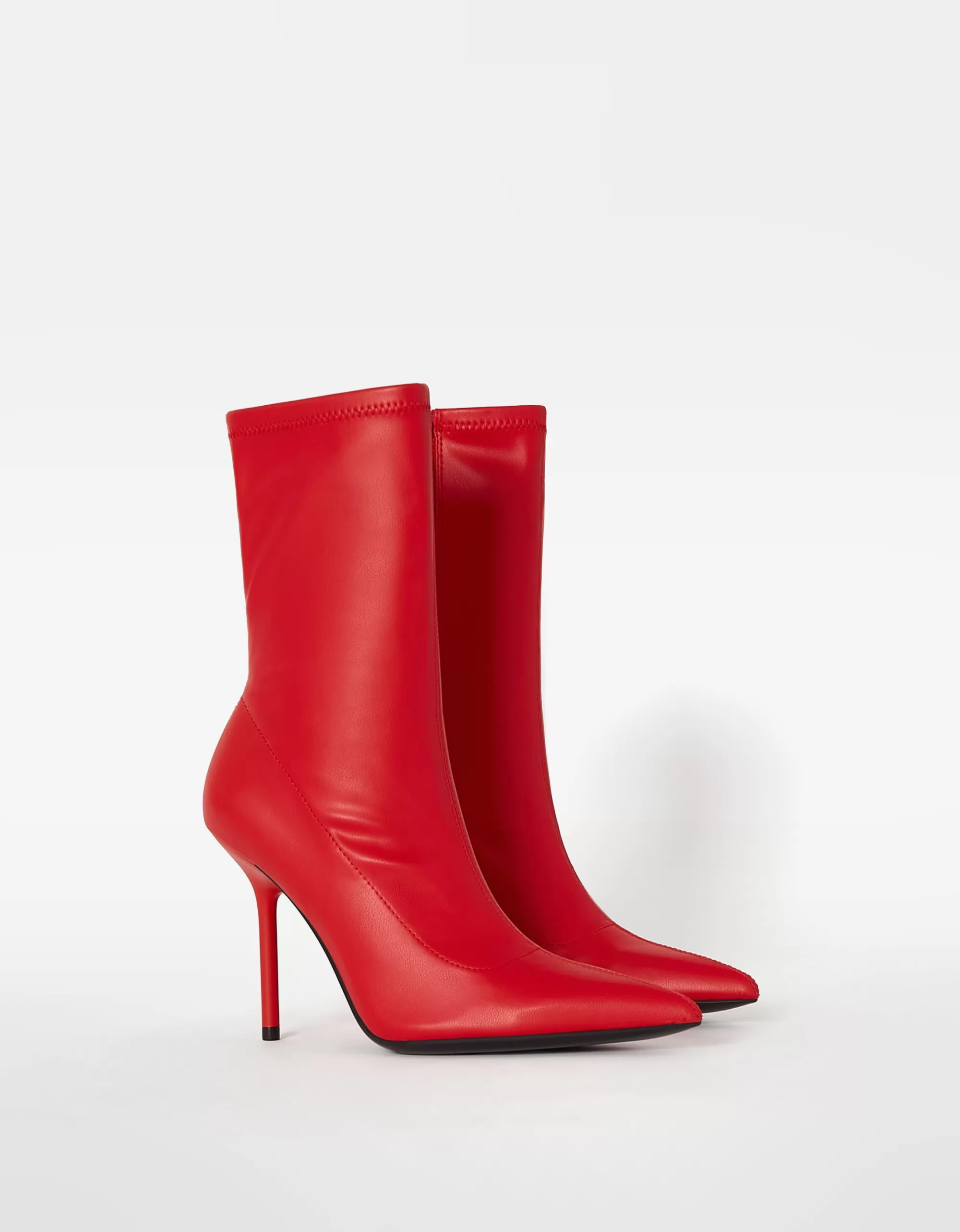 MUJER BERSHKA Botines tacón ajustados