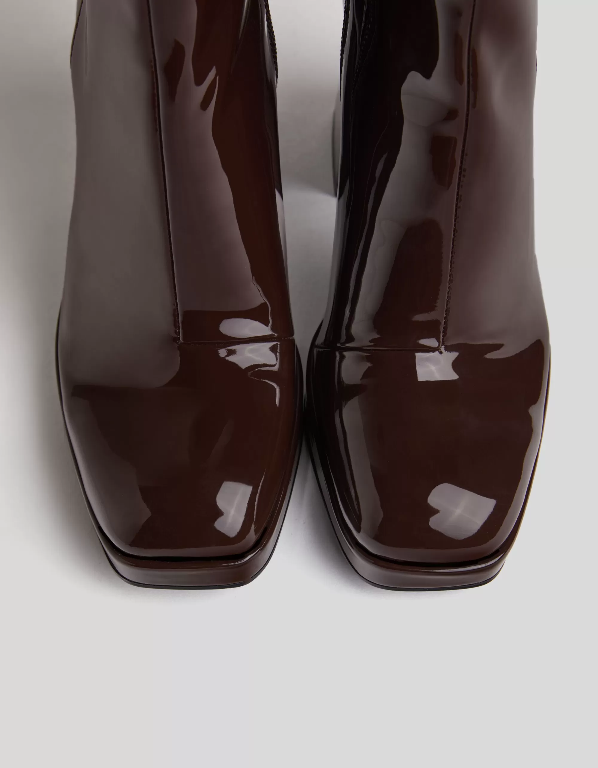 MUJER BERSHKA Botines tacón plataforma charol