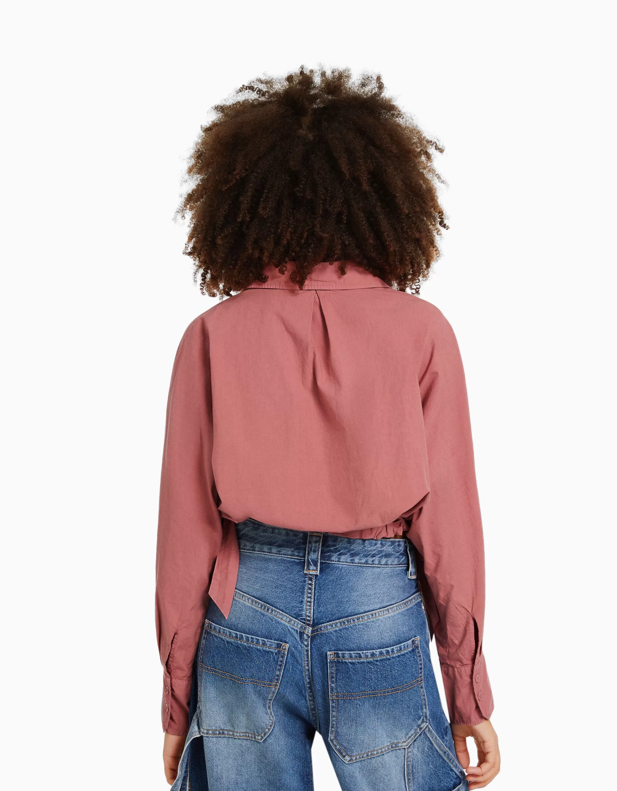 MUJER BERSHKA Camisa manga larga cropped detalle tiras