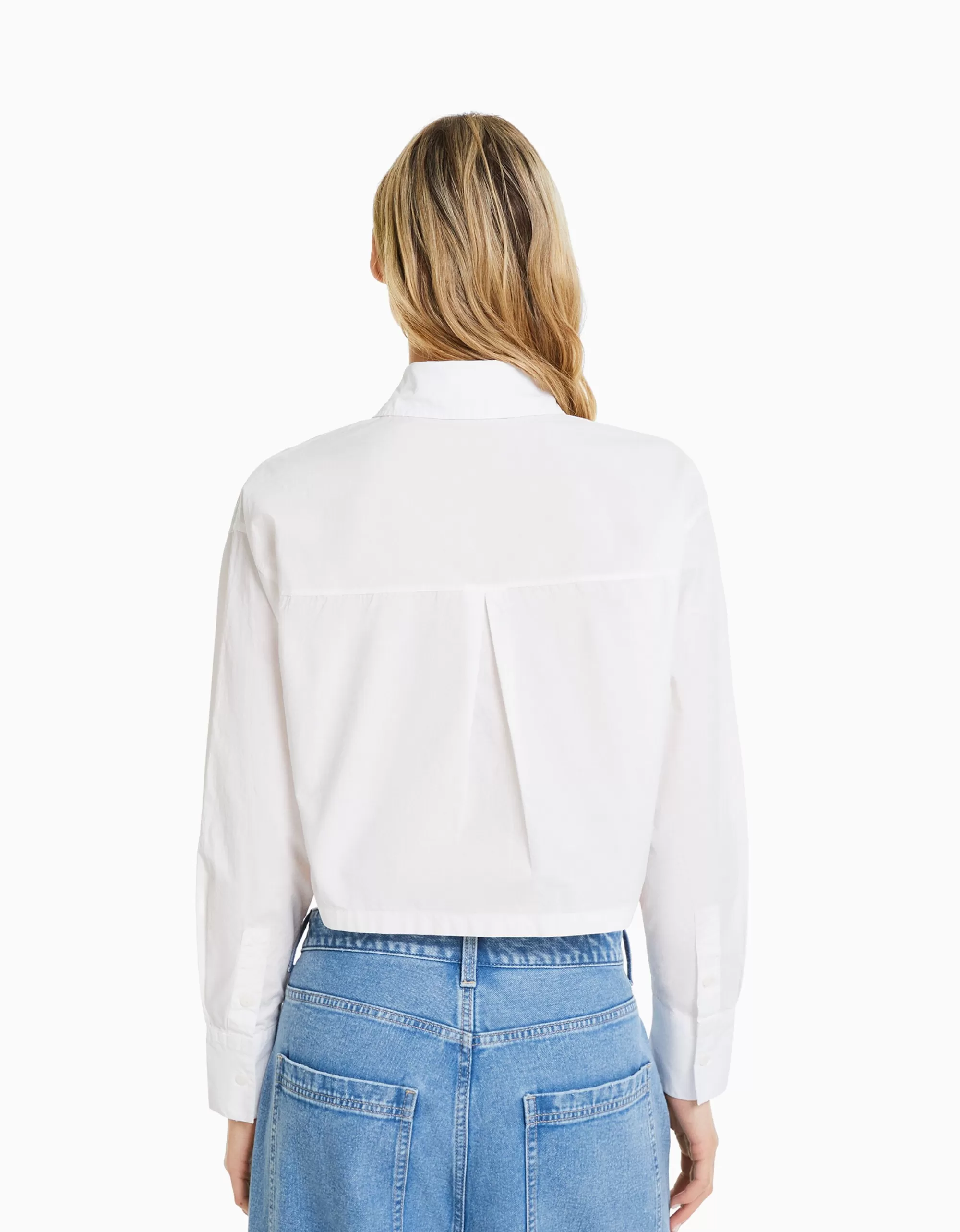 MUJER BERSHKA Camisa manga larga cropped popelín