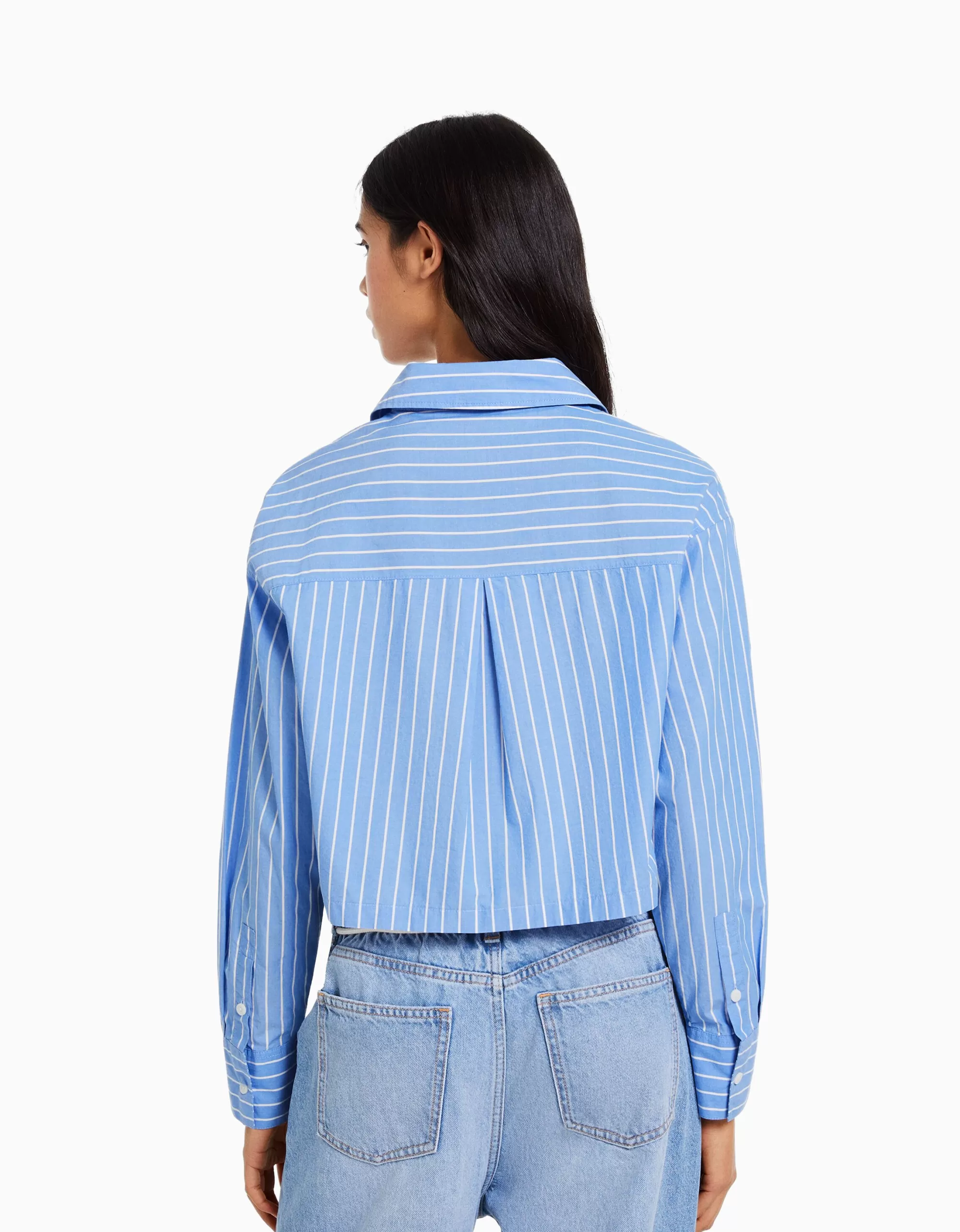 MUJER BERSHKA Camisa manga larga cropped popelín