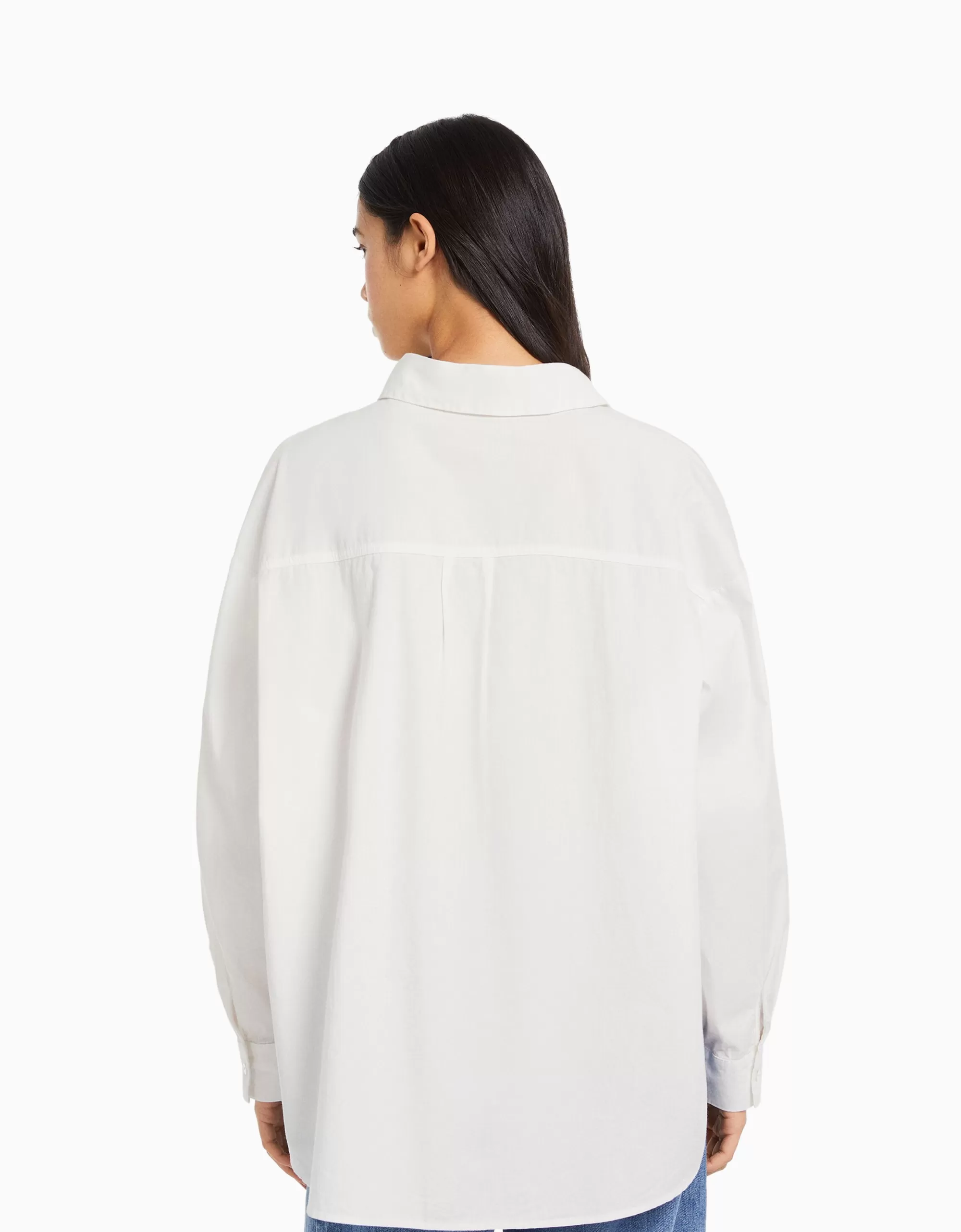 MUJER BERSHKA Camisa manga larga oversize popelín