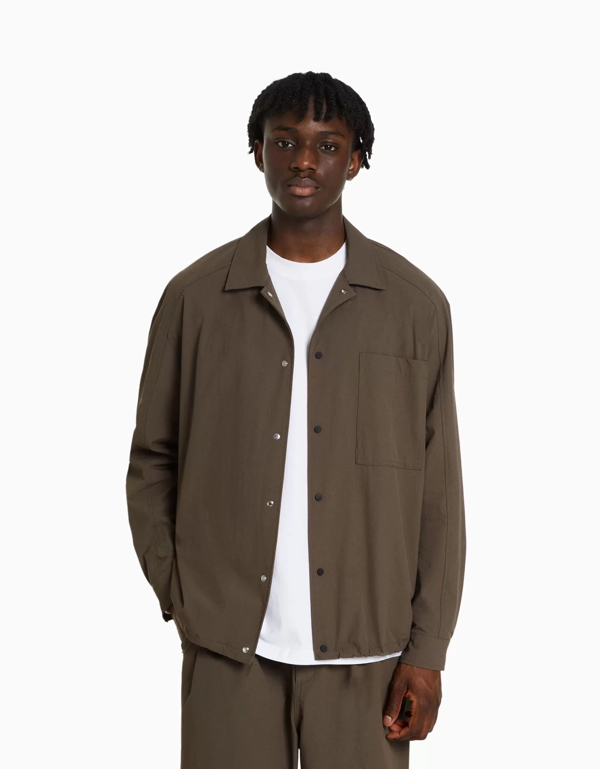 HOMBRE BERSHKA Camisa manga larga técnica parachute