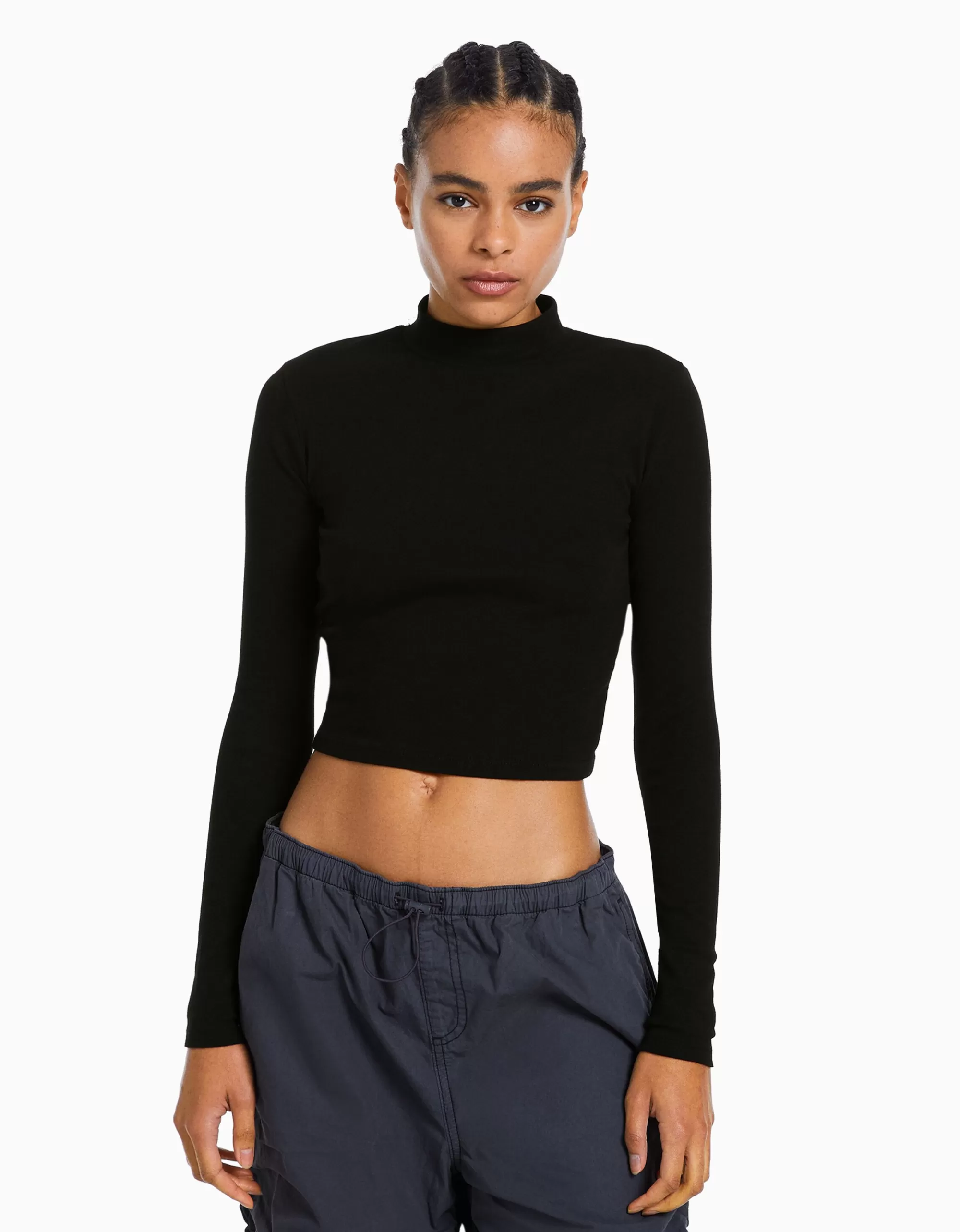MUJER BERSHKA Camiseta cuello alto manga larga