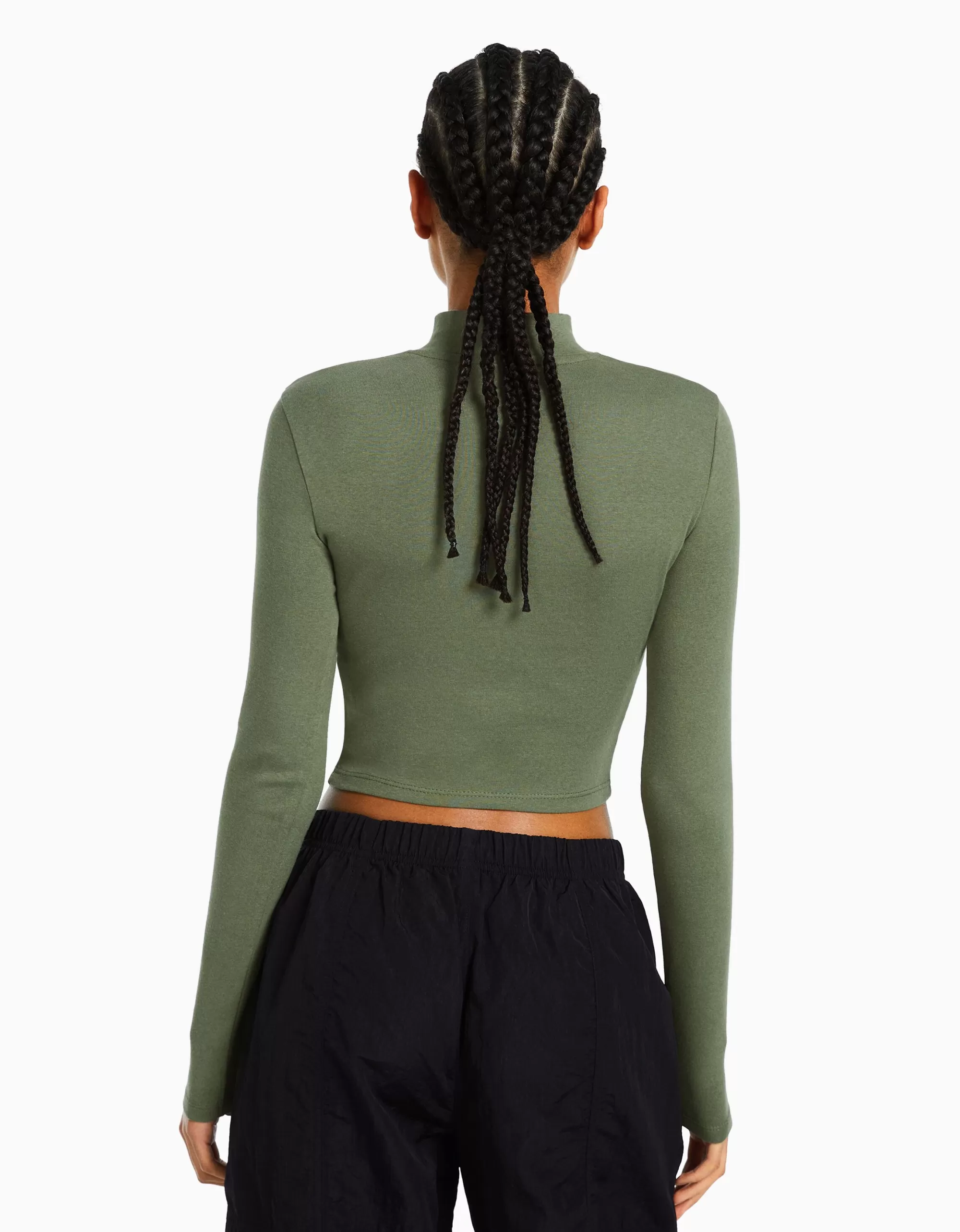 MUJER BERSHKA Camiseta cuello alto manga larga