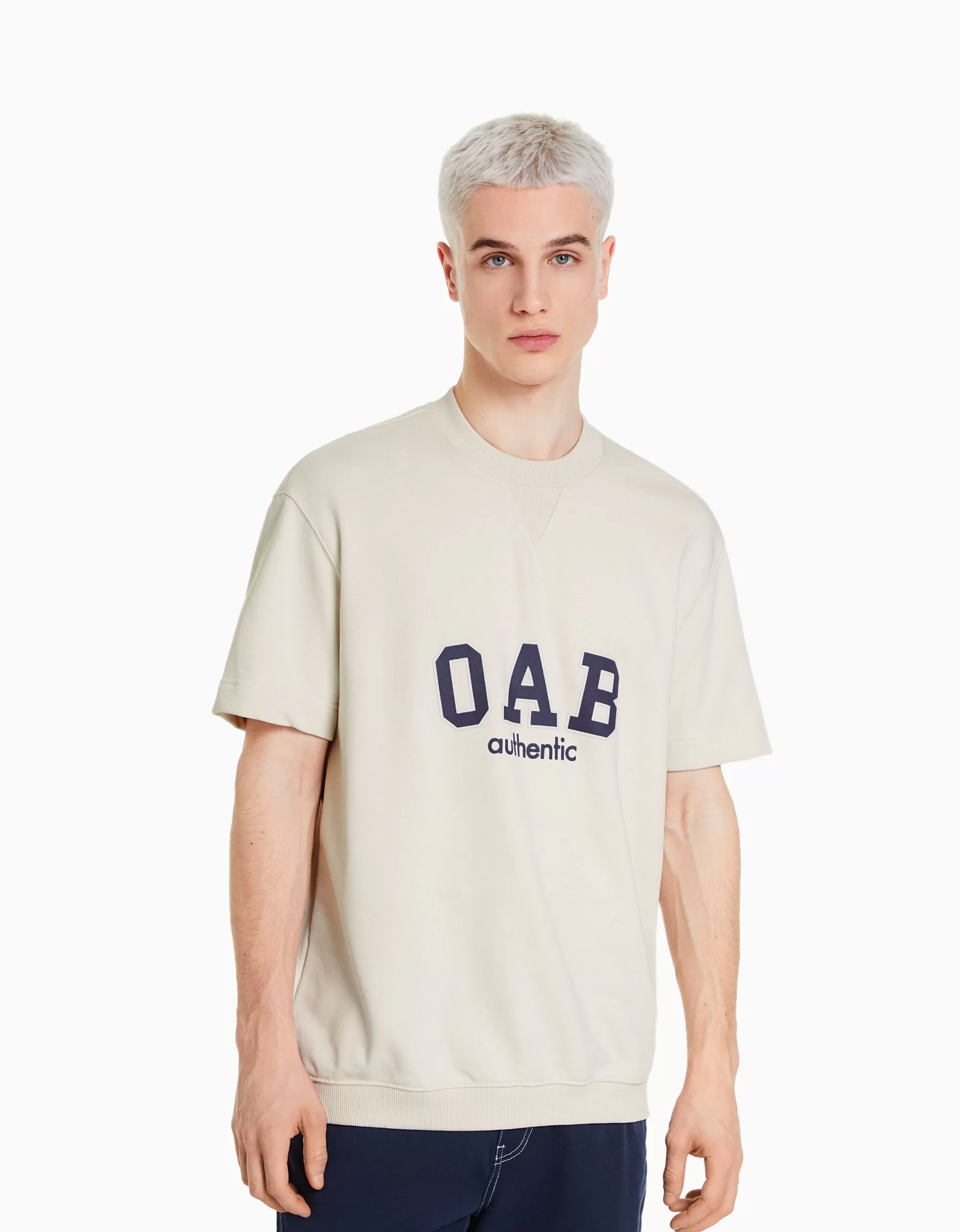 HOMBRE BERSHKA Camiseta felpa print varsity