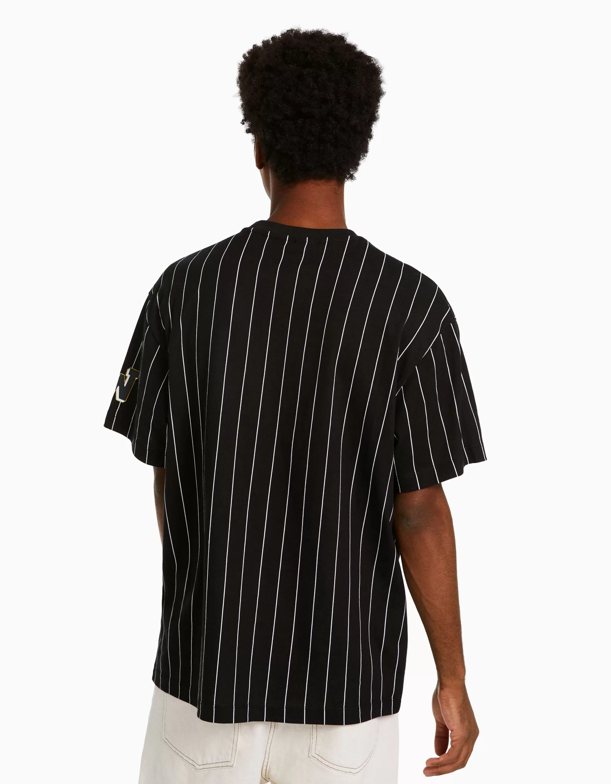 HOMBRE BERSHKA Camiseta manga corta boxy fit Snoopy