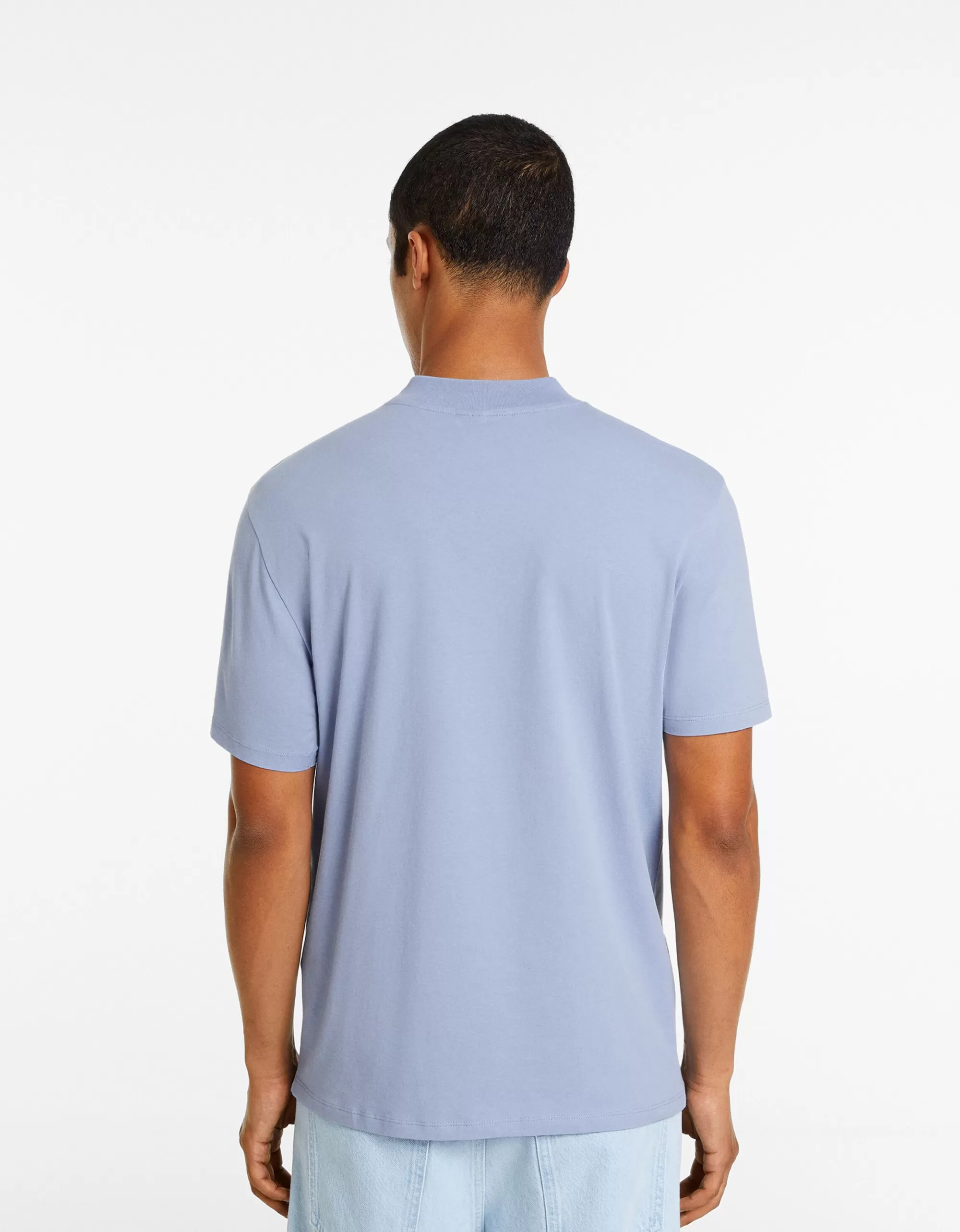 MUJER BERSHKA Camiseta manga corta cuello perkins