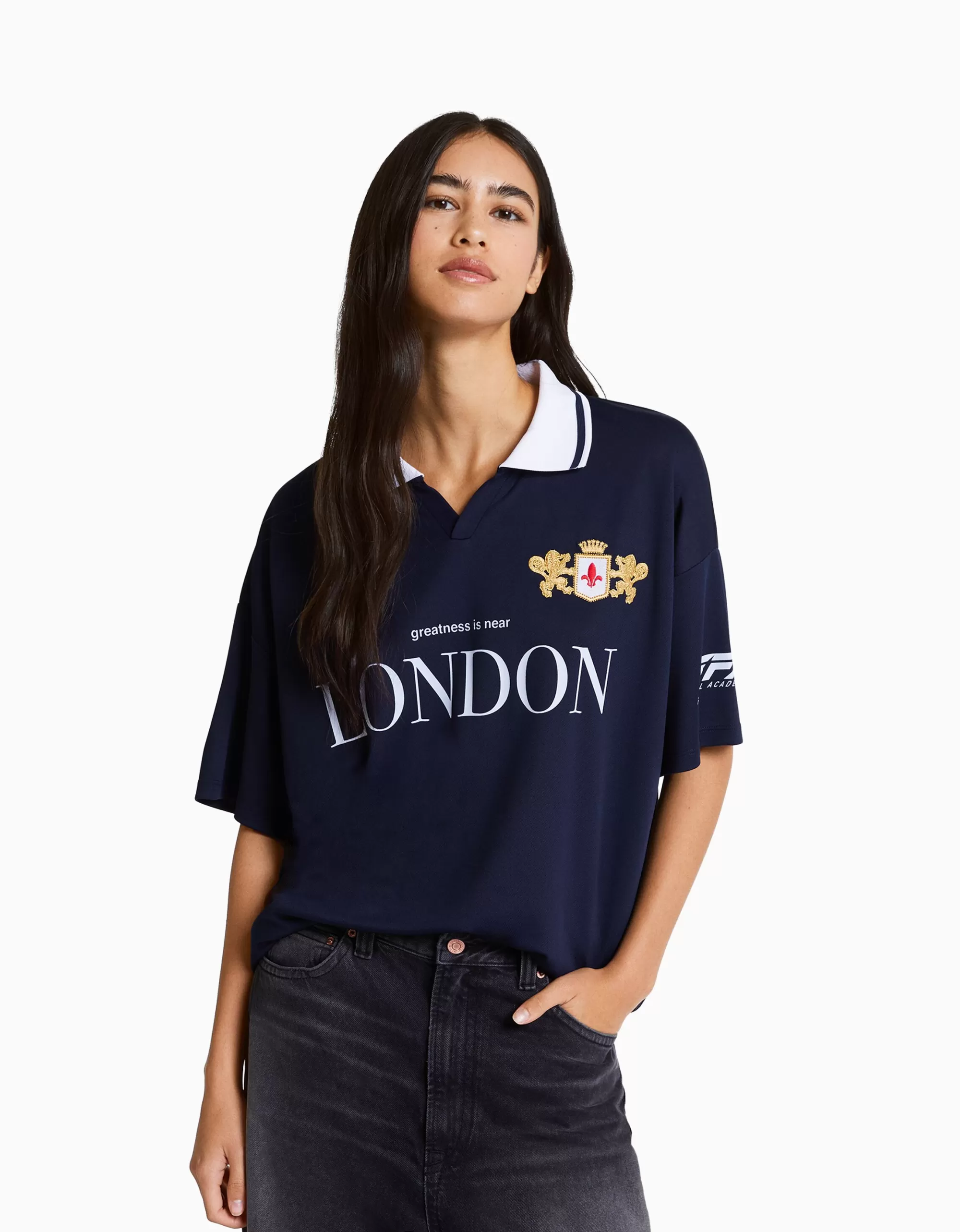 MUJER BERSHKA Camiseta manga corta cuello polo fútbol