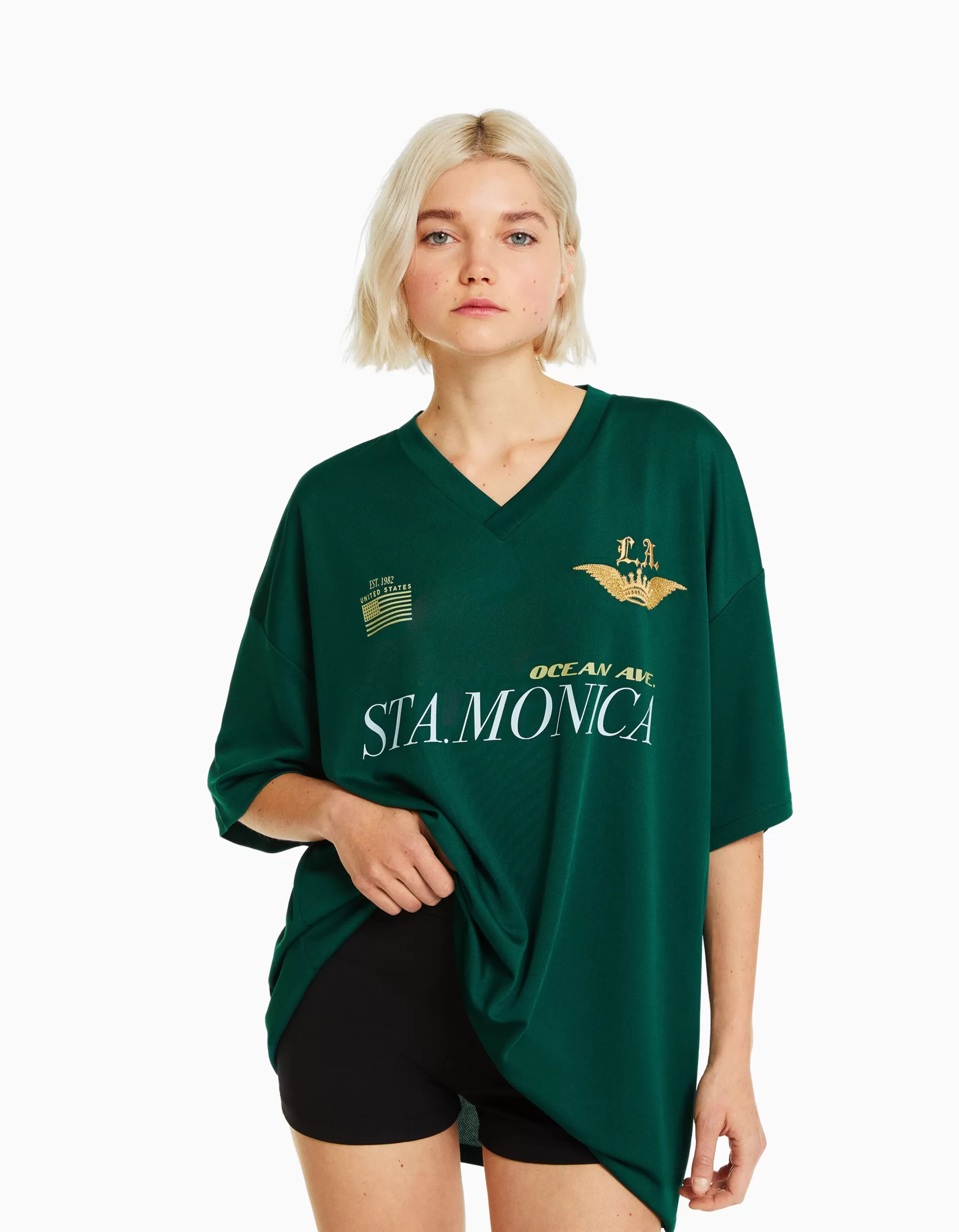 MUJER BERSHKA Camiseta manga corta cuello polo fútbol