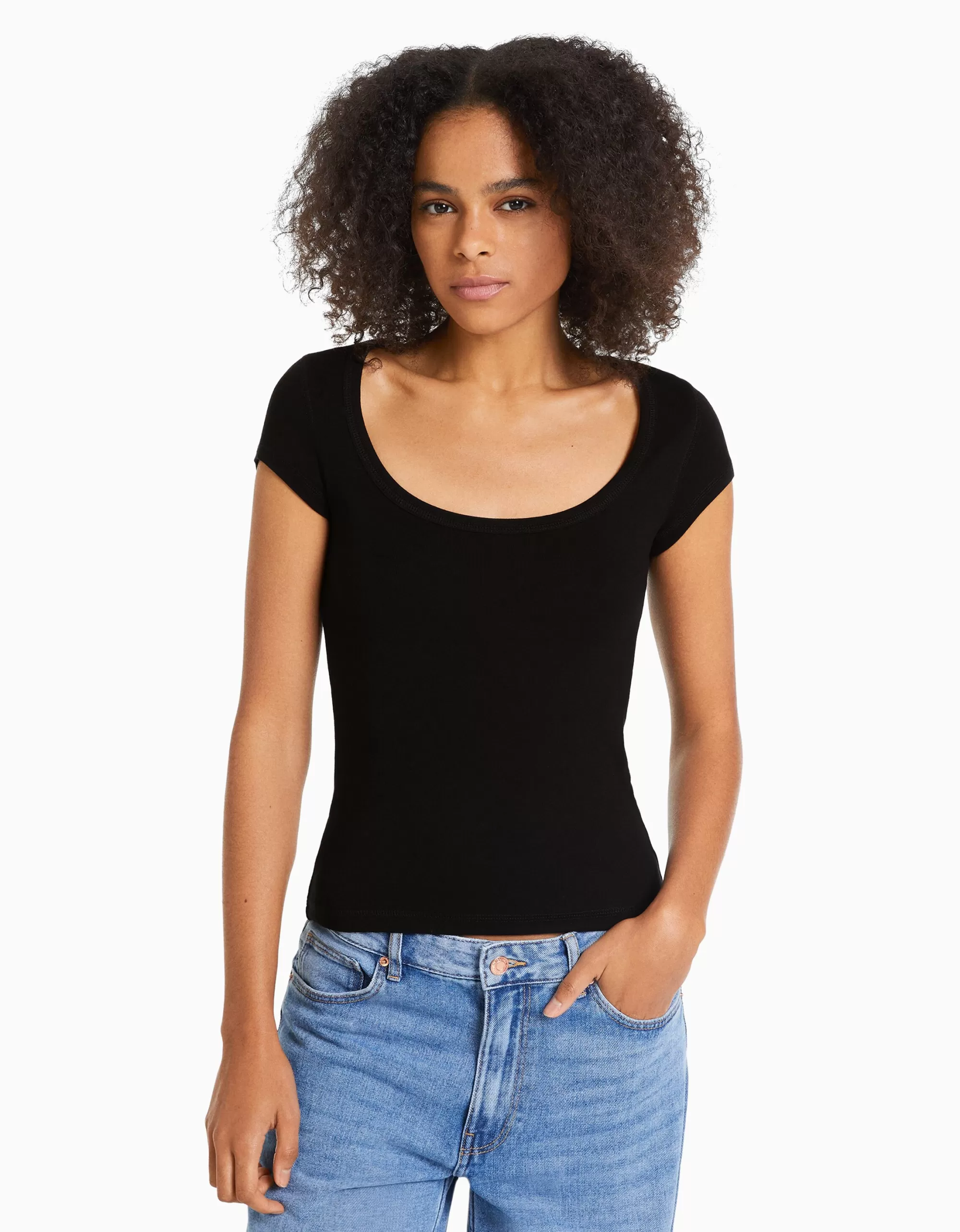 MUJER BERSHKA Camiseta manga corta cuello redondo