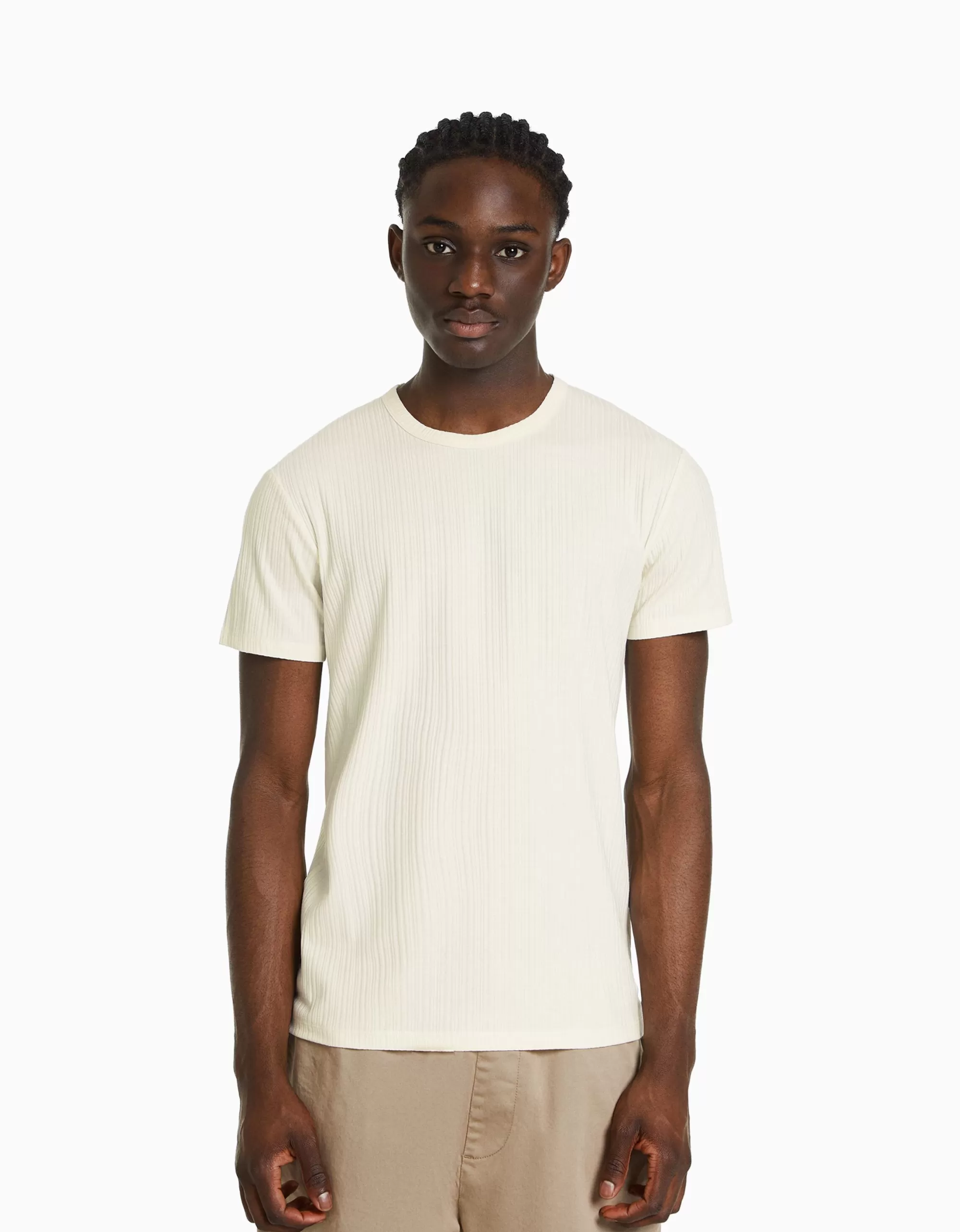 HOMBRE BERSHKA Camiseta manga corta muscle fit canalé