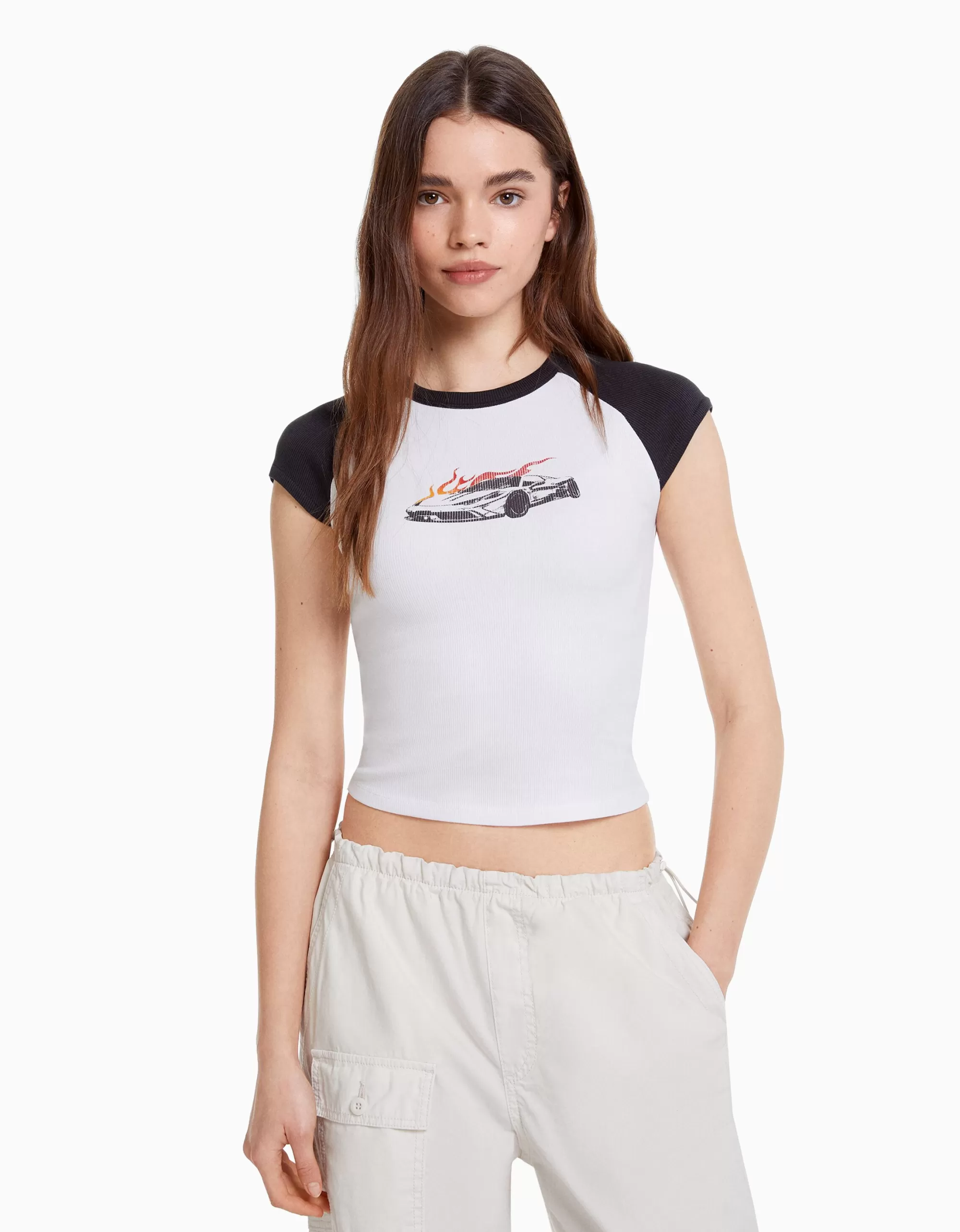 MUJER BERSHKA Camiseta manga corta ranglan print
