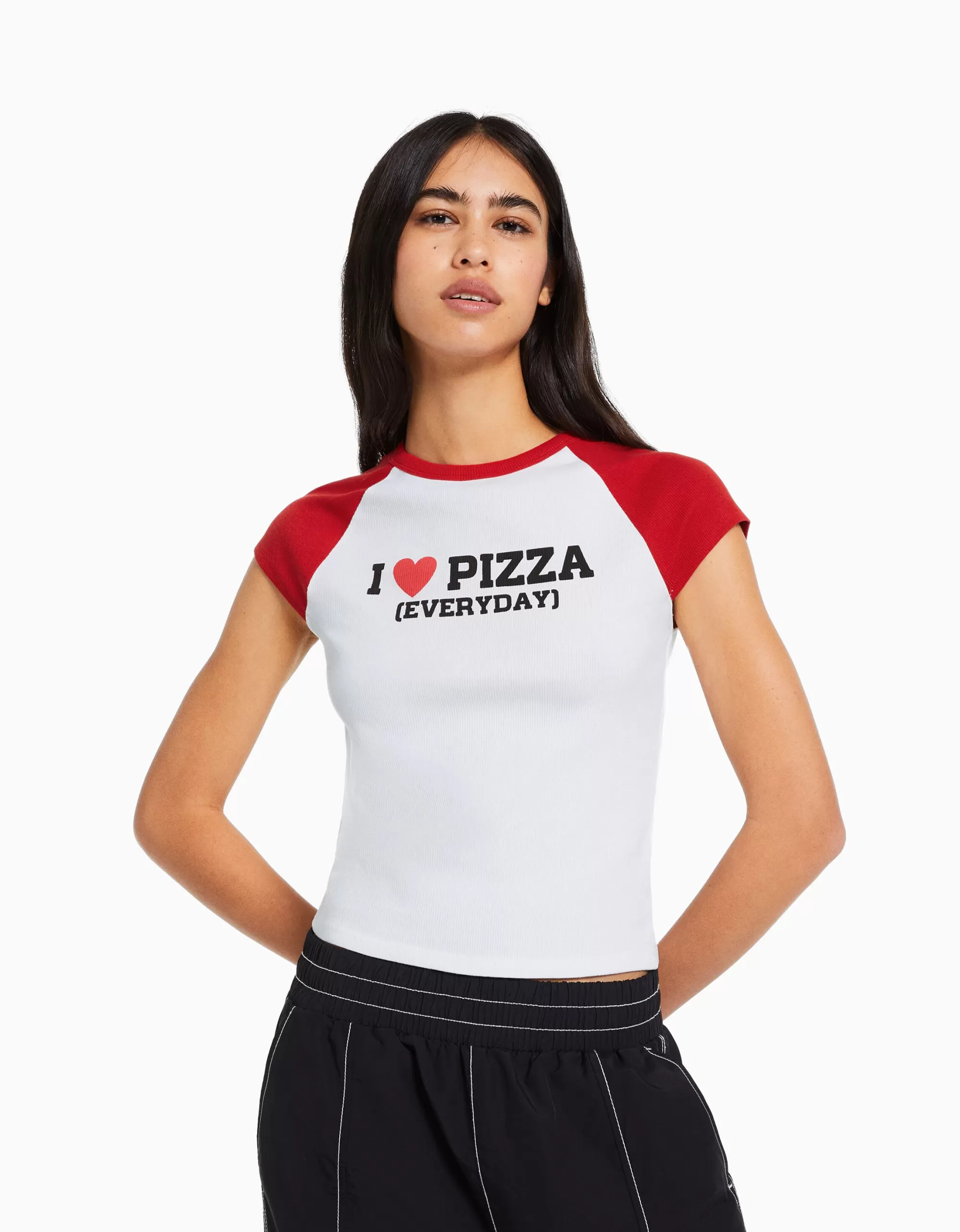 MUJER BERSHKA Camiseta manga corta ranglan print