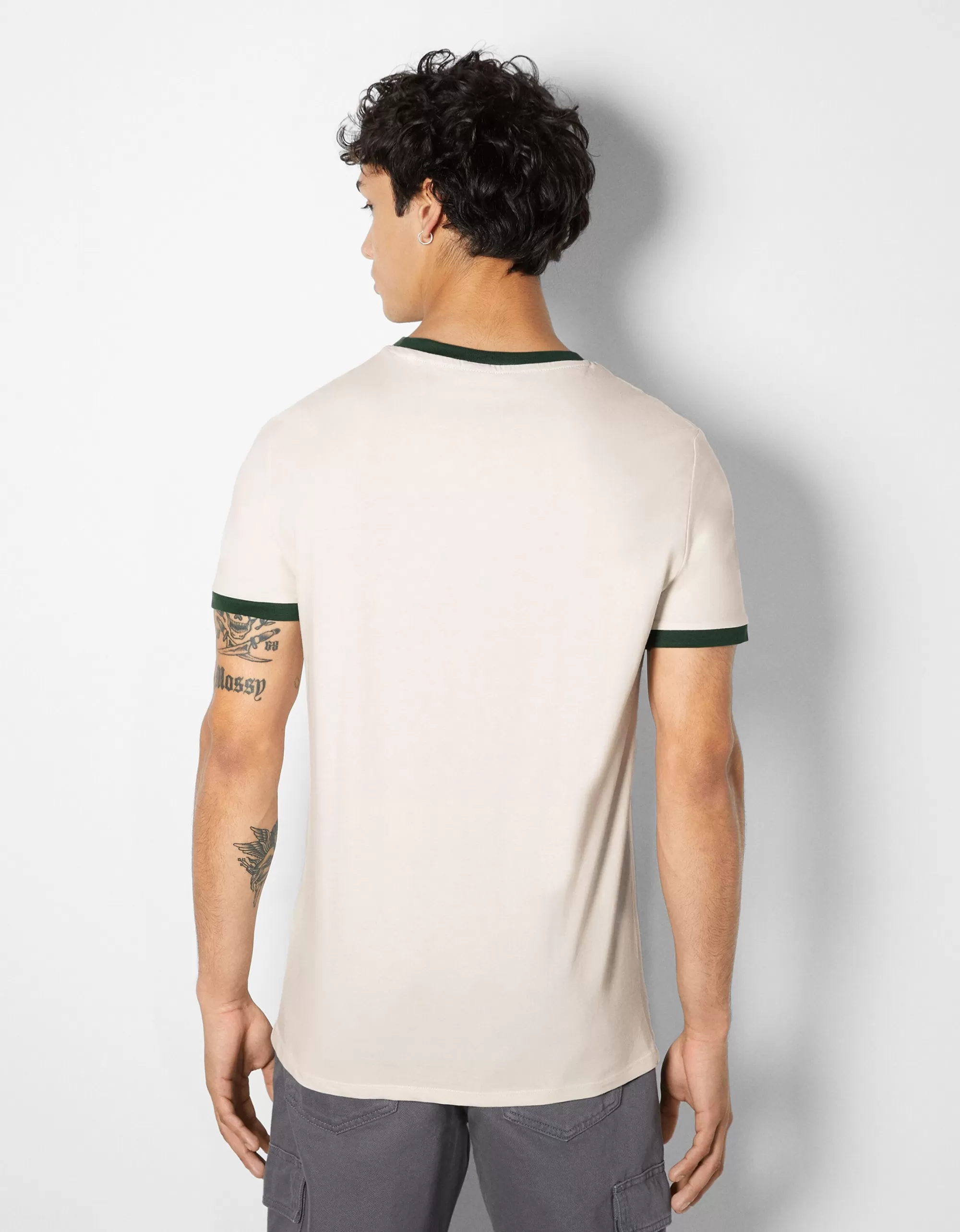 HOMBRE BERSHKA Camiseta manga corta regular fit print