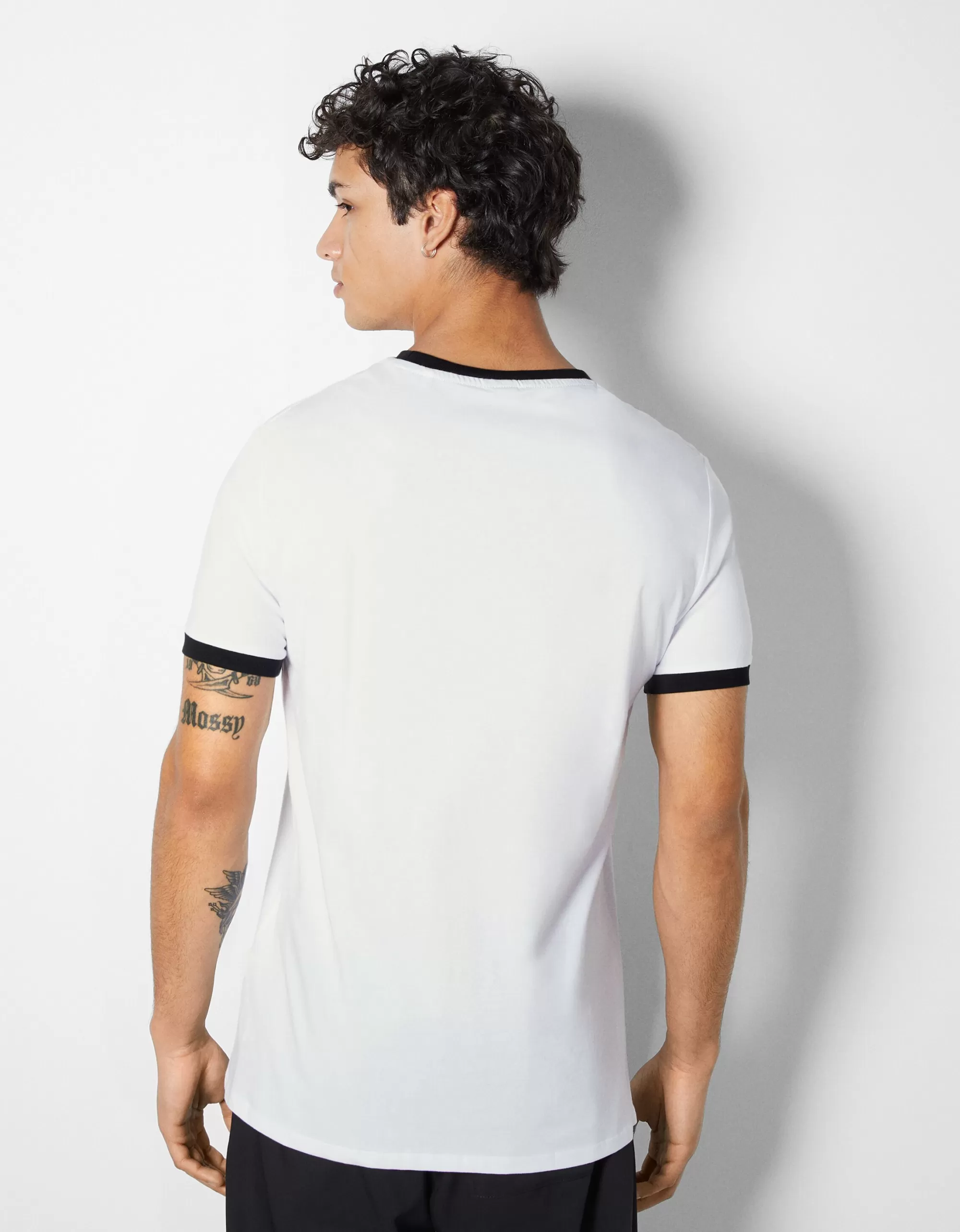 HOMBRE BERSHKA Camiseta manga corta regular fit print