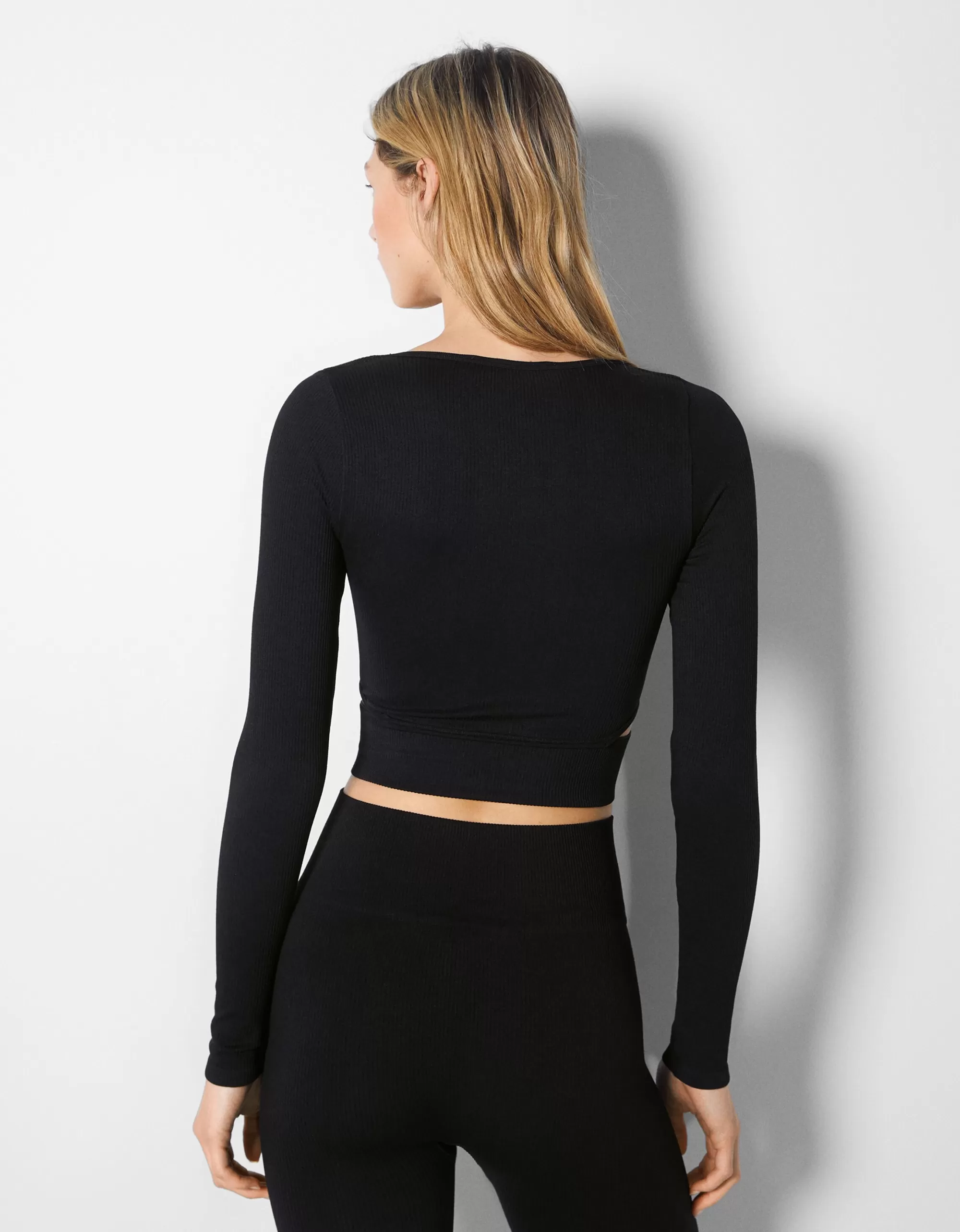 MUJER BERSHKA Camiseta manga larga seamless cut out lateral
