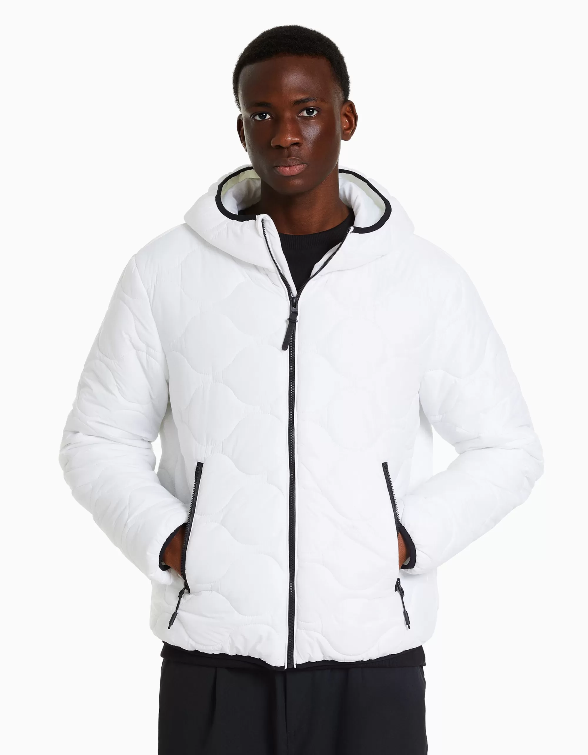 HOMBRE BERSHKA Cazadora acolchada ligera