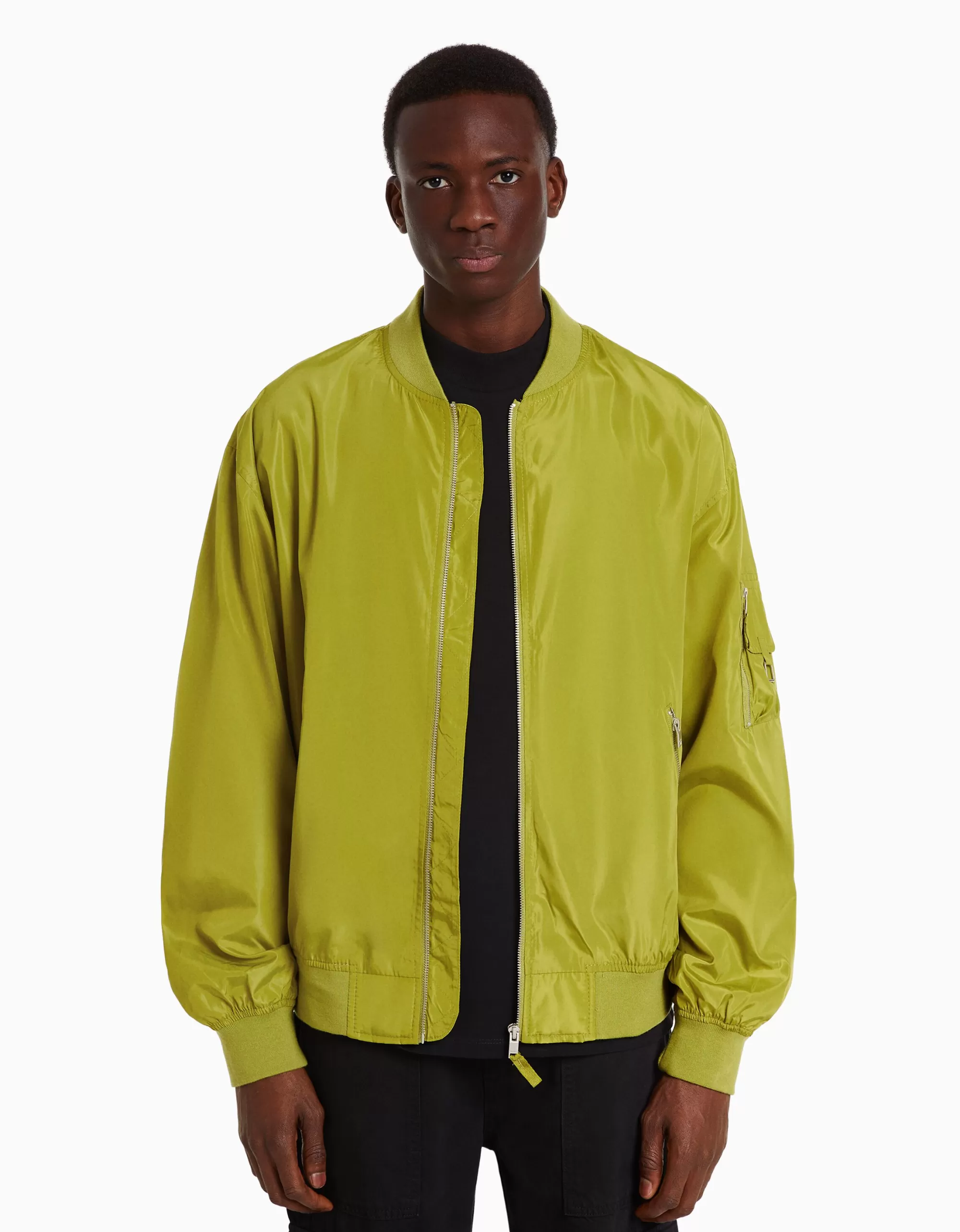 HOMBRE BERSHKA Cazadora bomber ligera