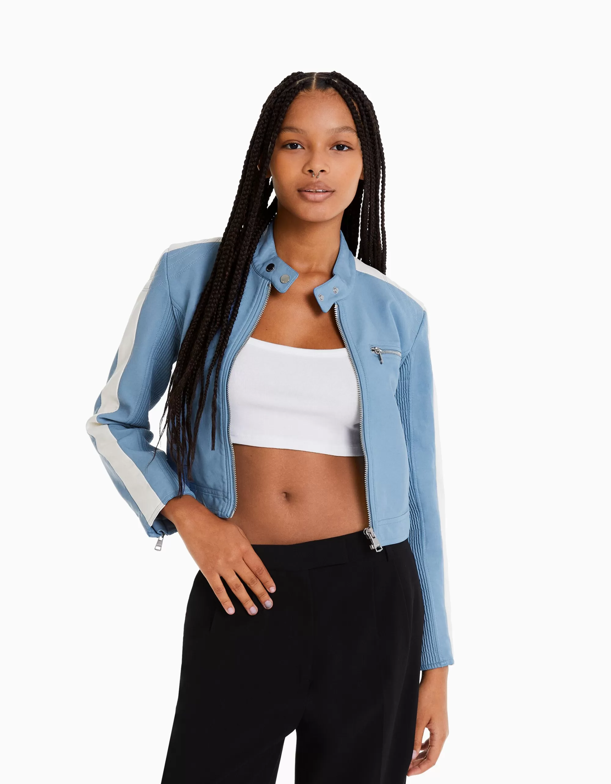 MUJER BERSHKA Cazadora efecto piel desgastada banda lateral