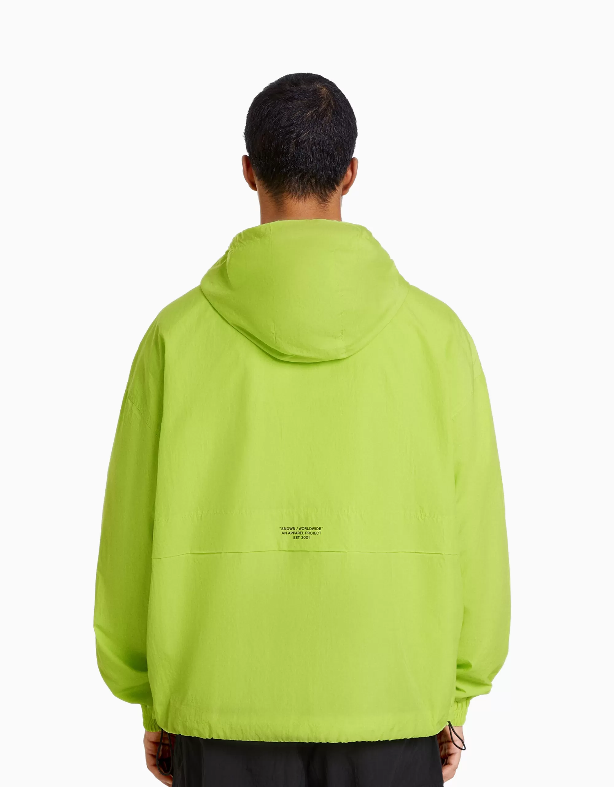 HOMBRE BERSHKA Cazadora fina capucha efecto nylon