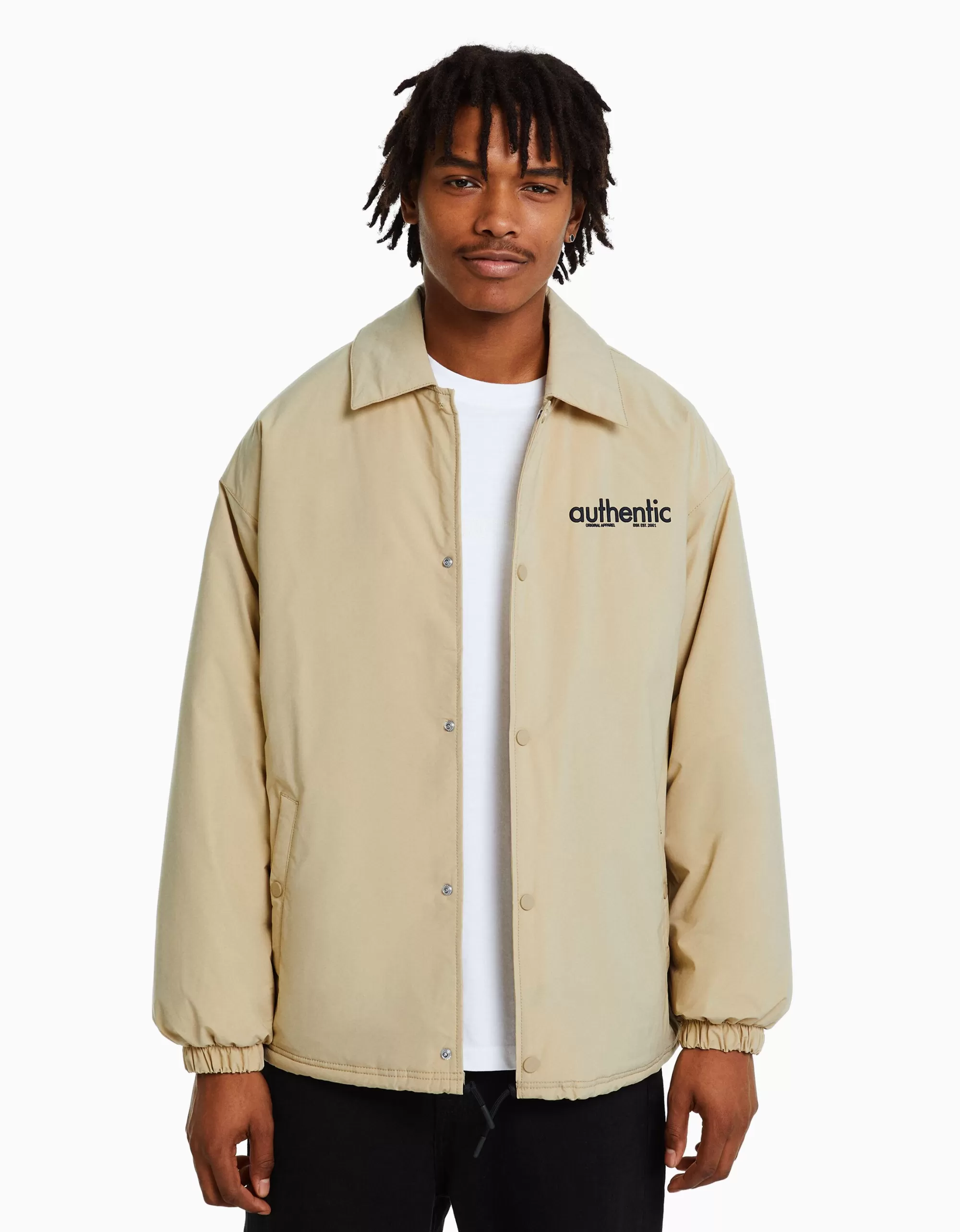HOMBRE BERSHKA Cazadora print espalda