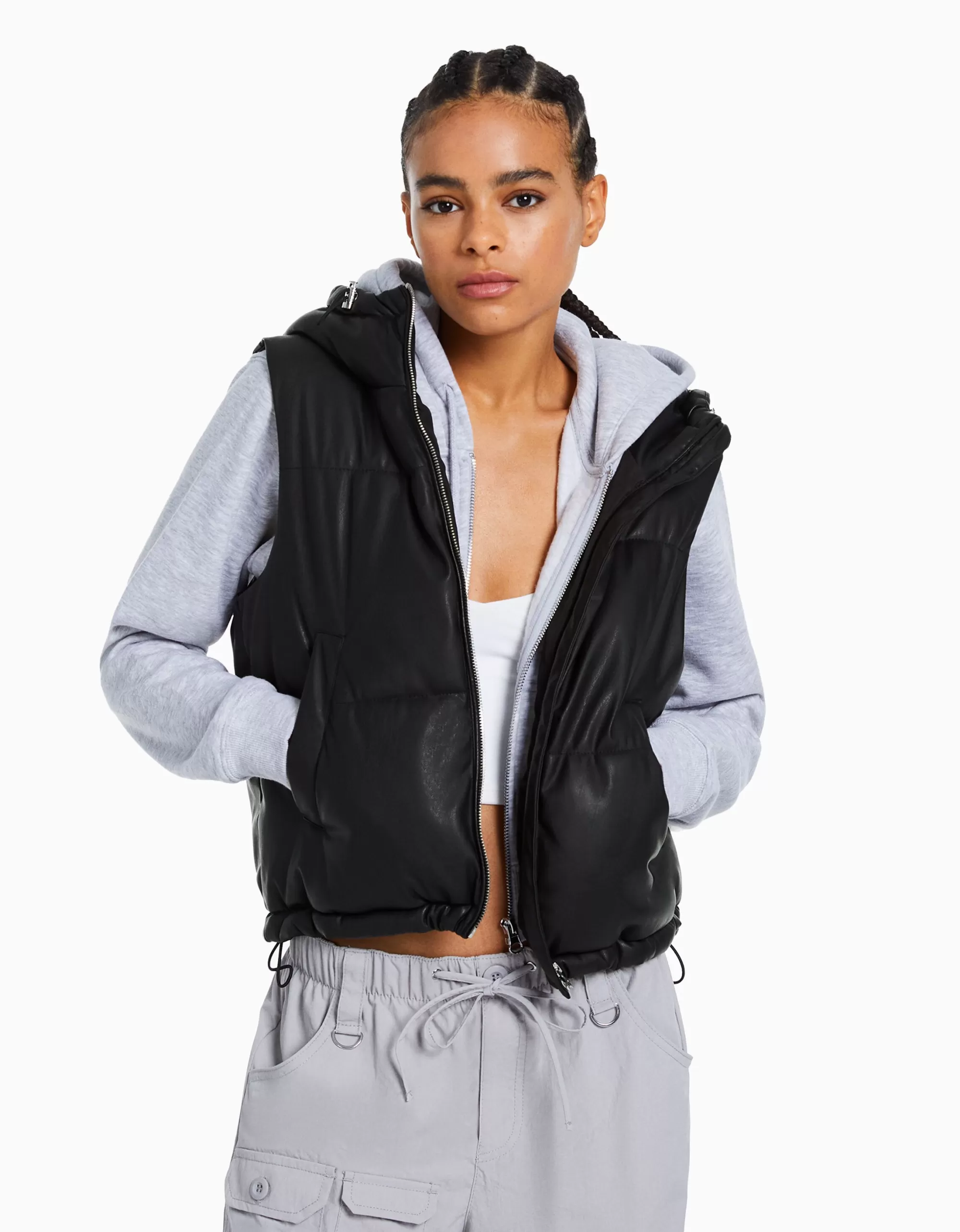MUJER BERSHKA Chaleco capucha efecto piel