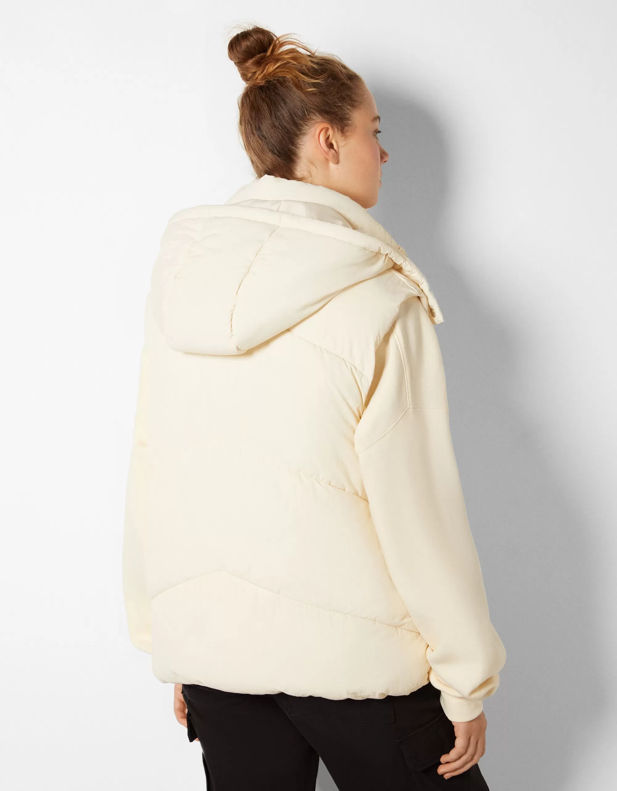 MUJER BERSHKA Chaleco capucha puffy oversize