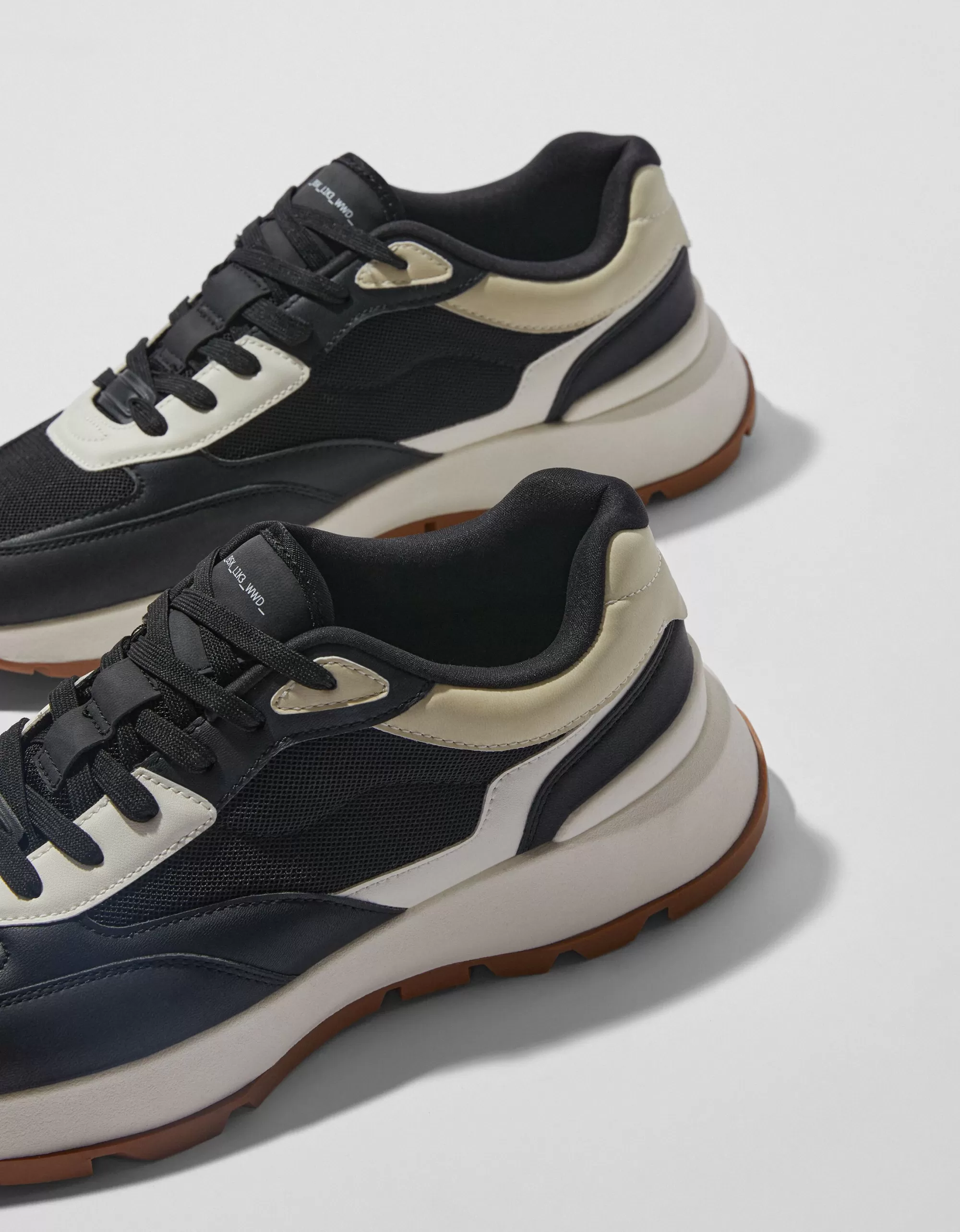HOMBRE BERSHKA Deportivas combinadas rejilla hombre