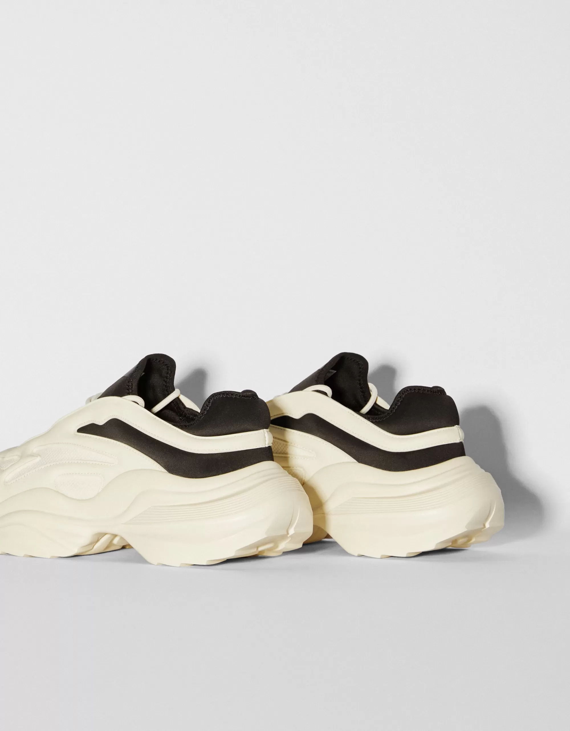 HOMBRE BERSHKA Deportivas piezas técnicas hombre