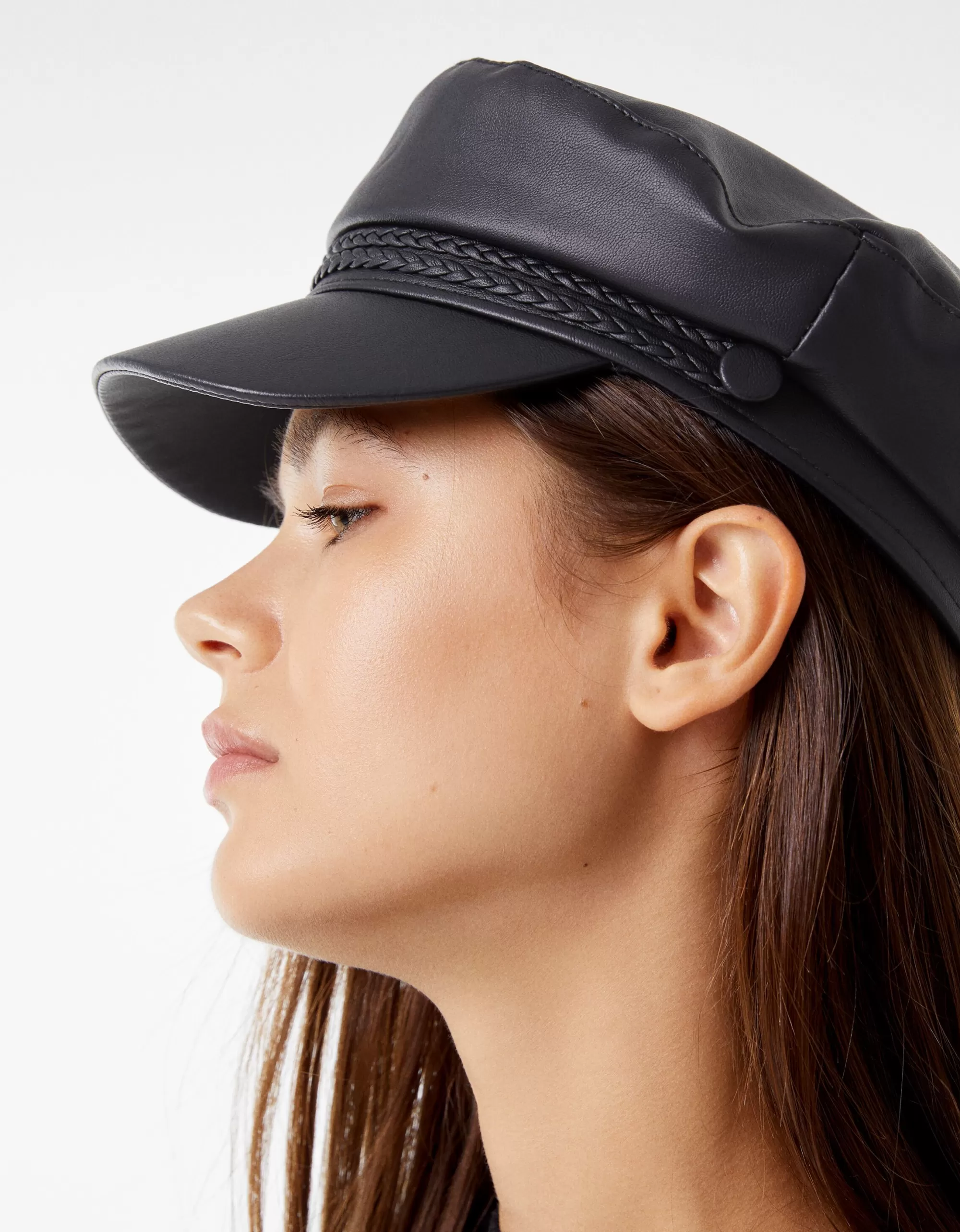 MUJER BERSHKA Gorra marinera