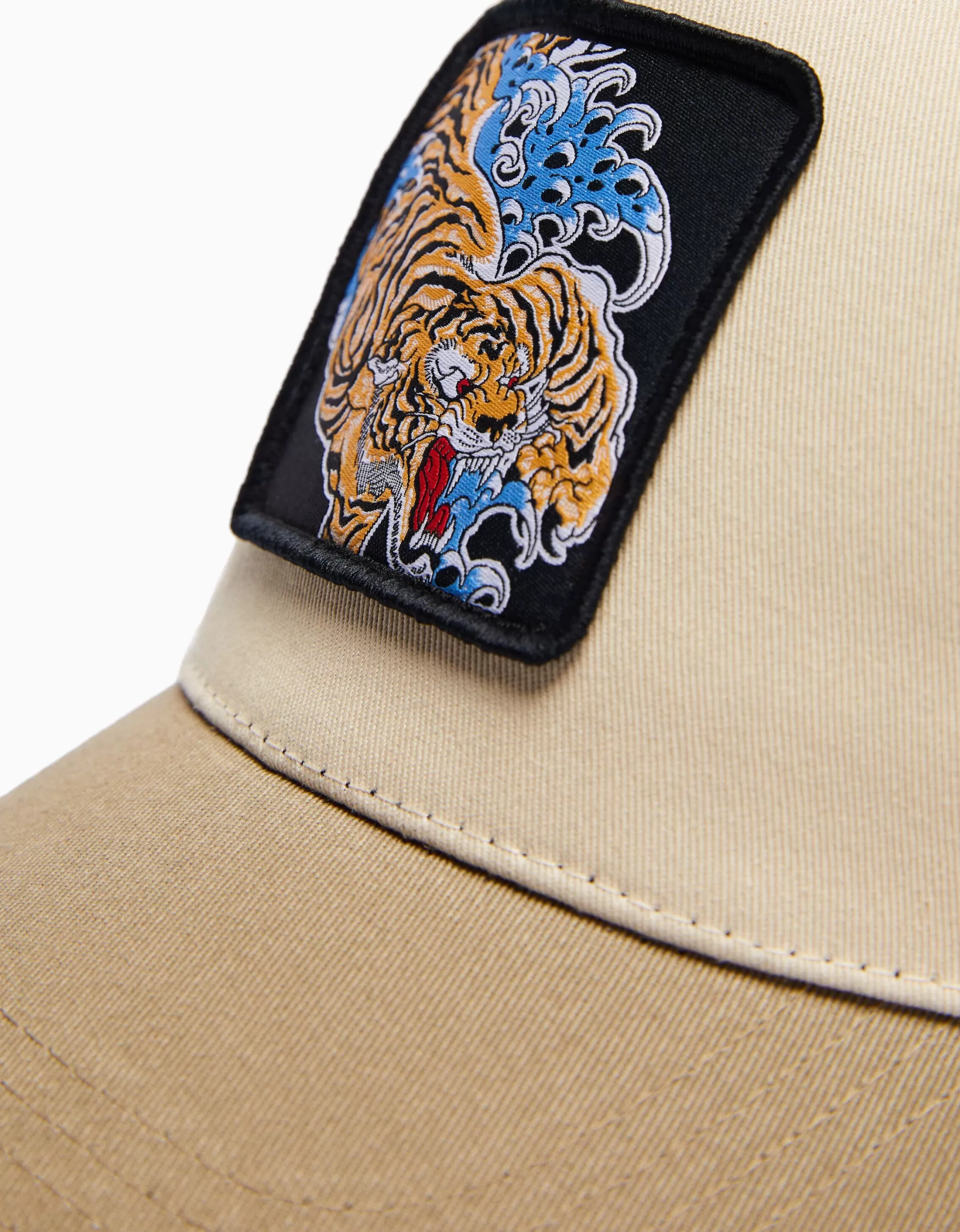 HOMBRE BERSHKA Gorra trucker print
