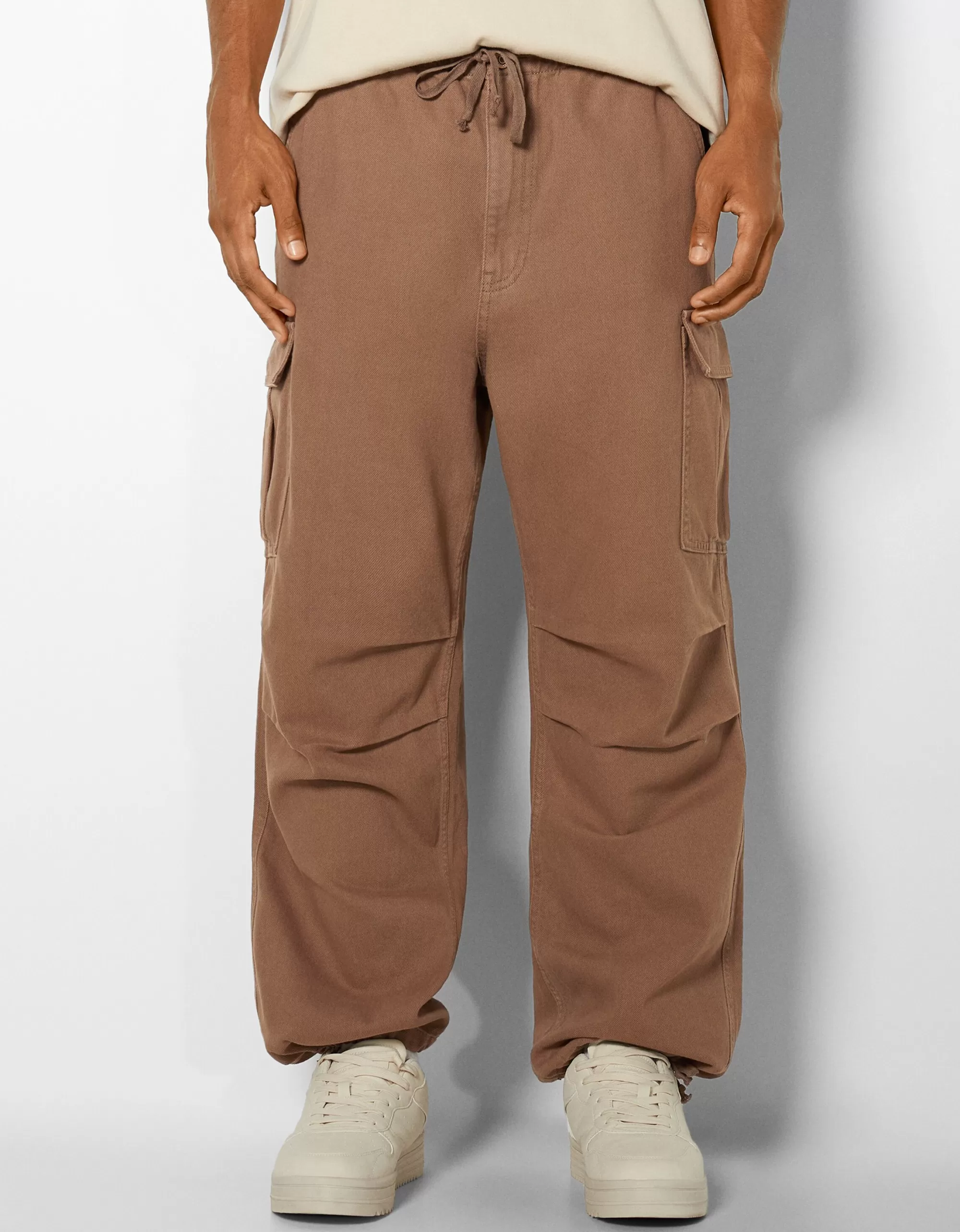 HOMBRE BERSHKA Jeans cargo parachute