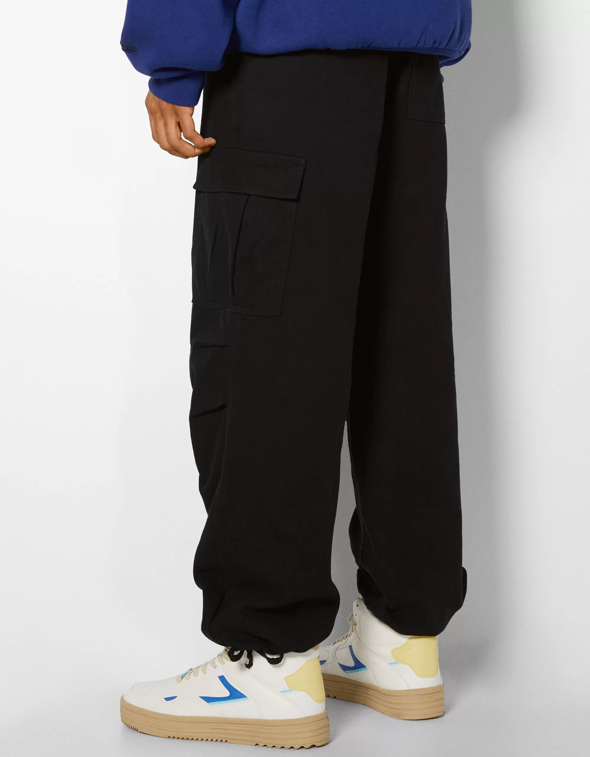 HOMBRE BERSHKA Jeans cargo parachute