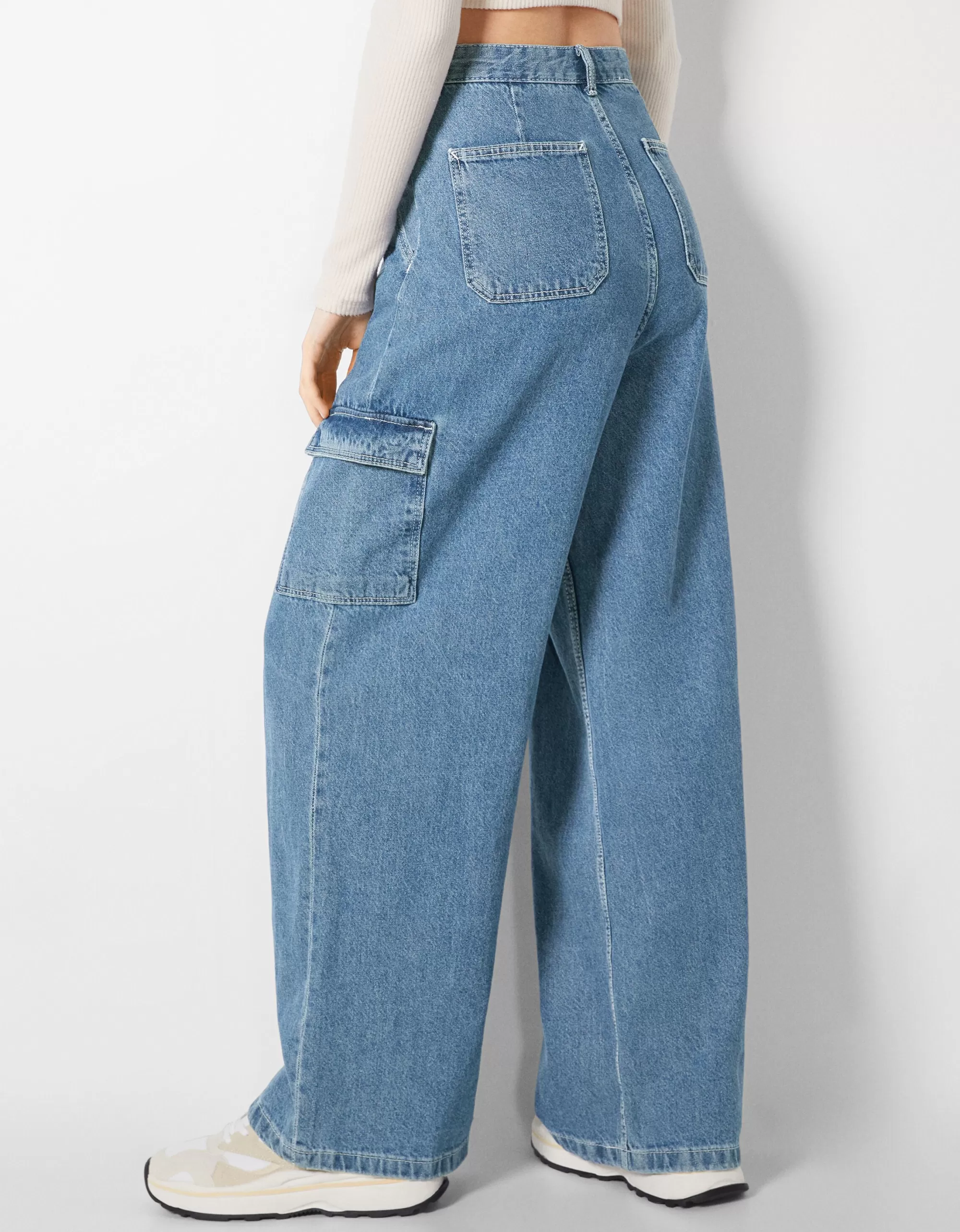 MUJER BERSHKA Jeans cargo wide