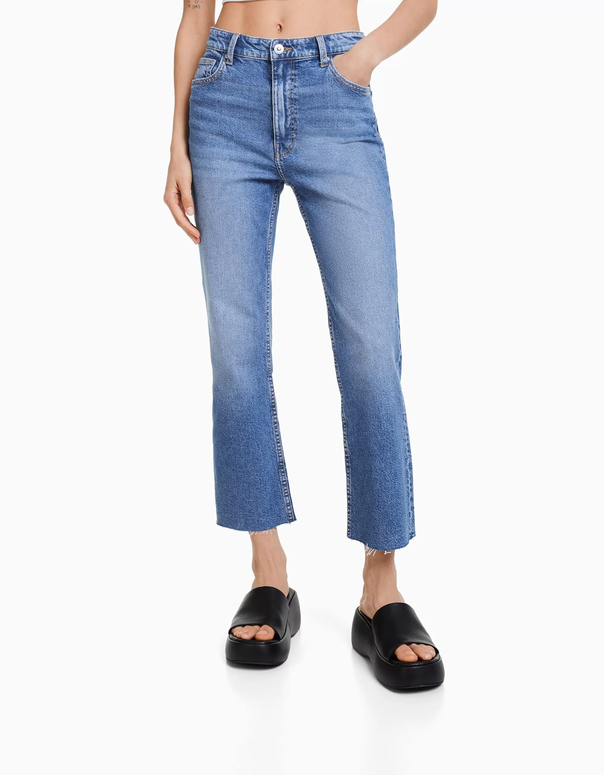 MUJER BERSHKA Jeans cropped flare
