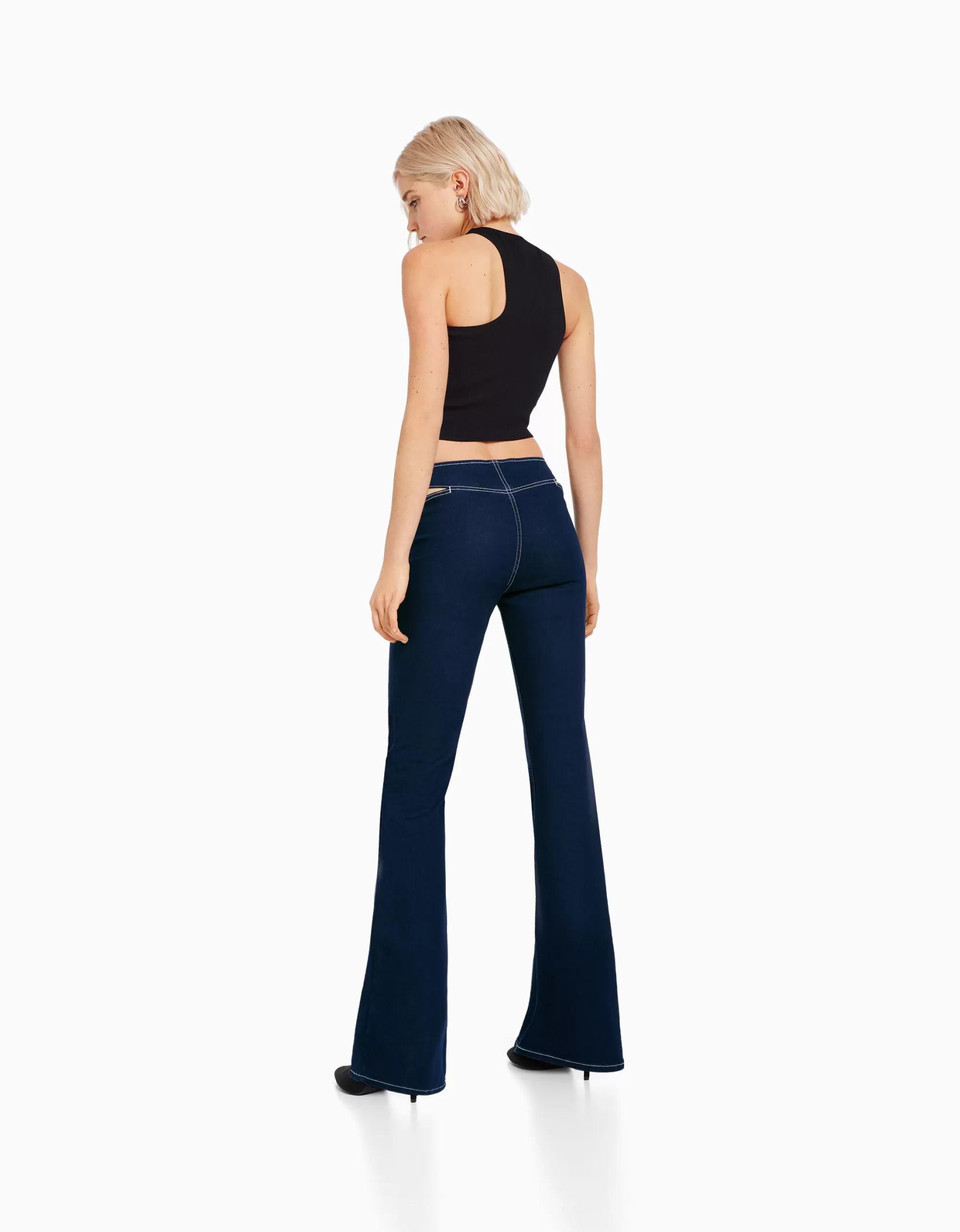 MUJER BERSHKA Jeans flare cremallera cut out