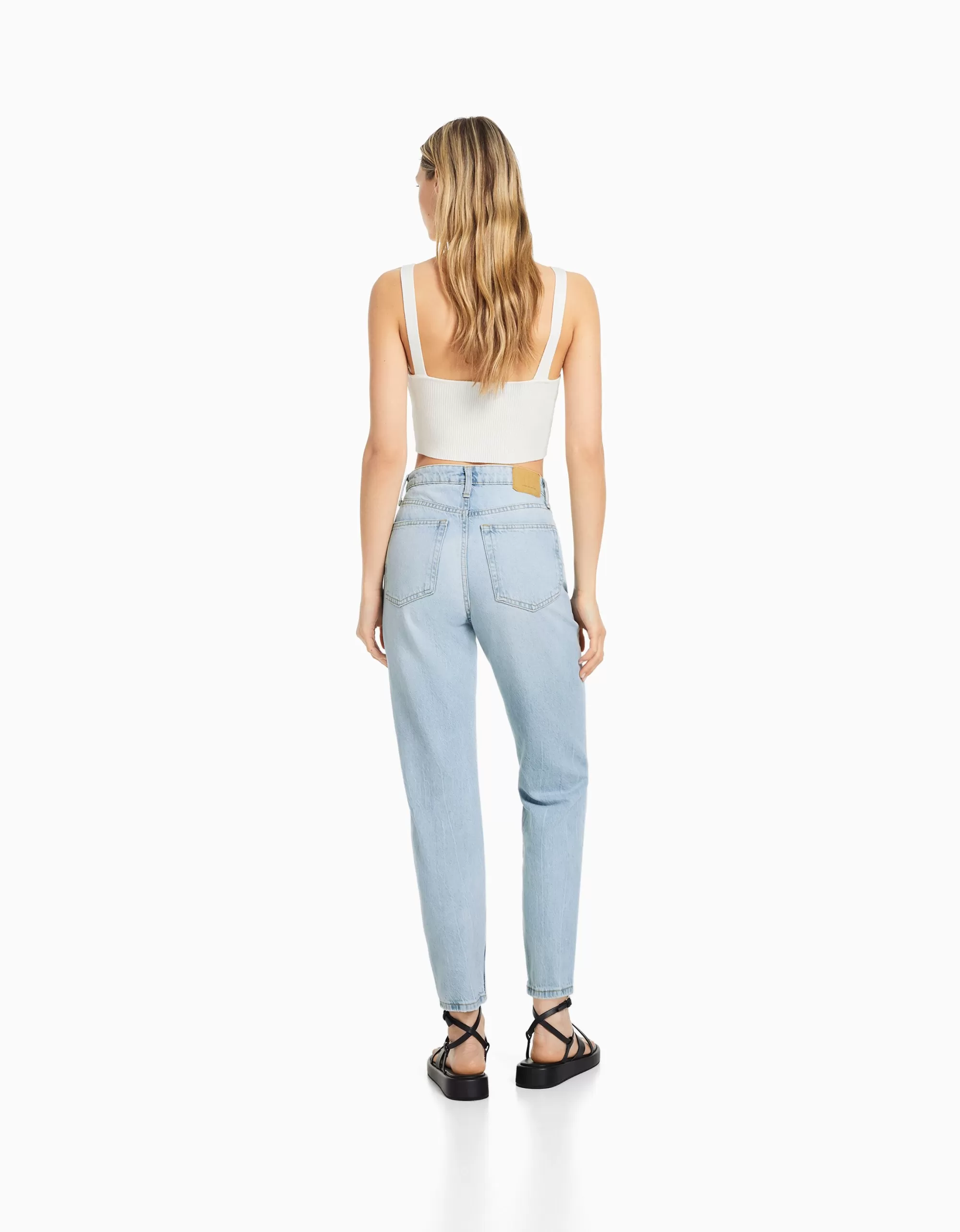 MUJER BERSHKA Jeans mom rotos